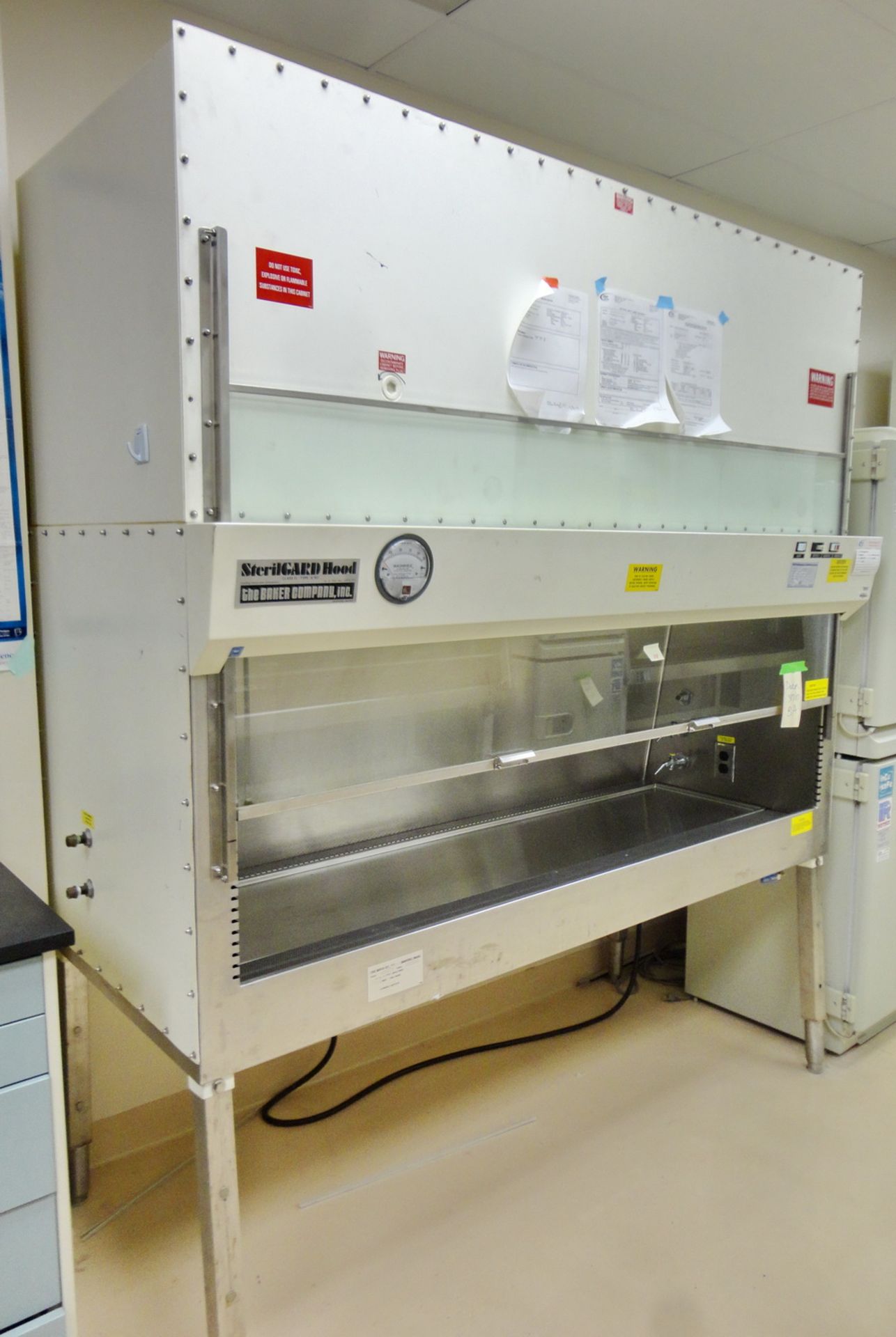 Baker SterilGard Class II, Type A/B3, Biological Safety Cabinet, Model 56-600, S/N SL41263V