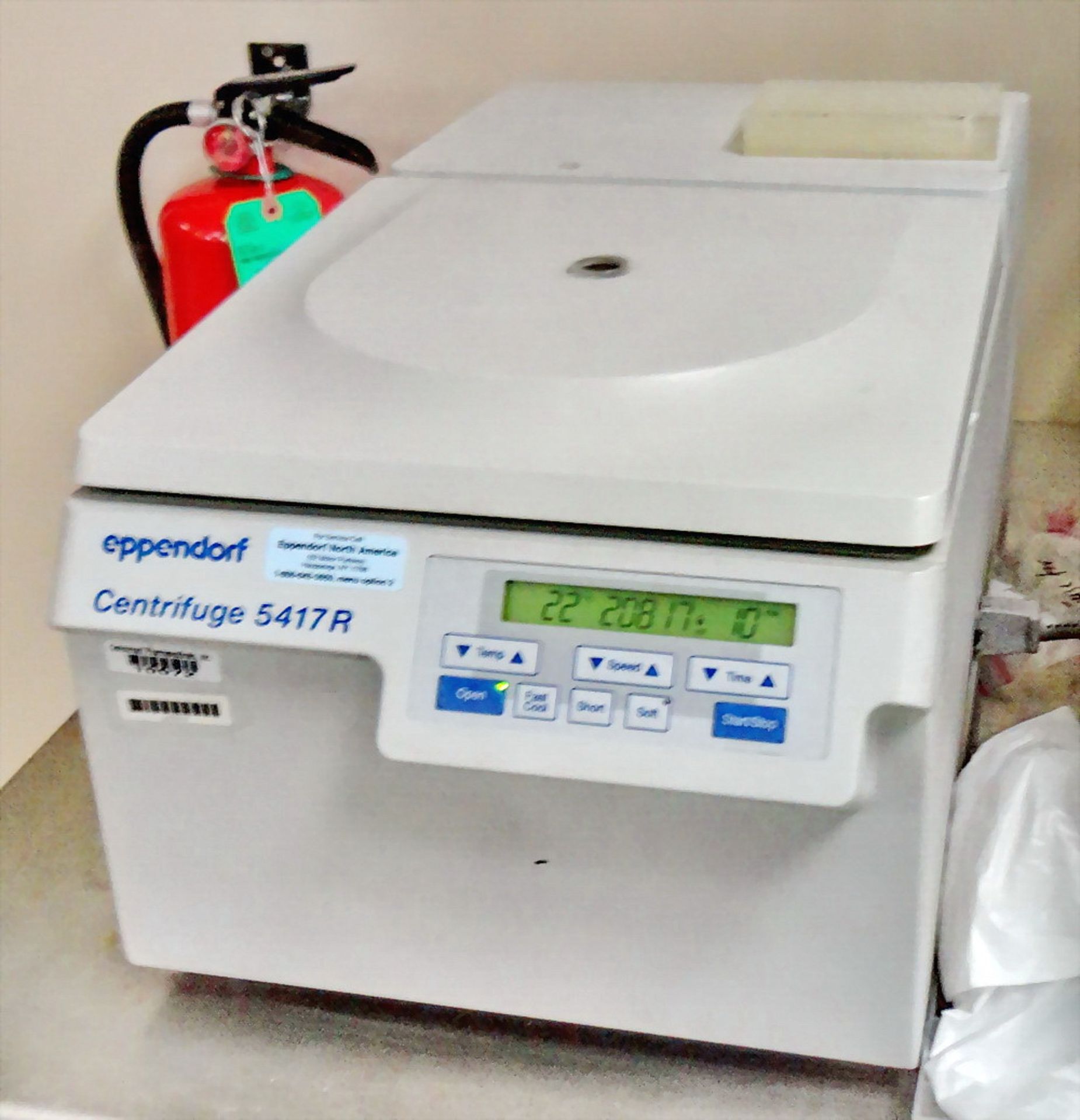 Eppendorf Refrigerated Centrifuge, Model 5417R