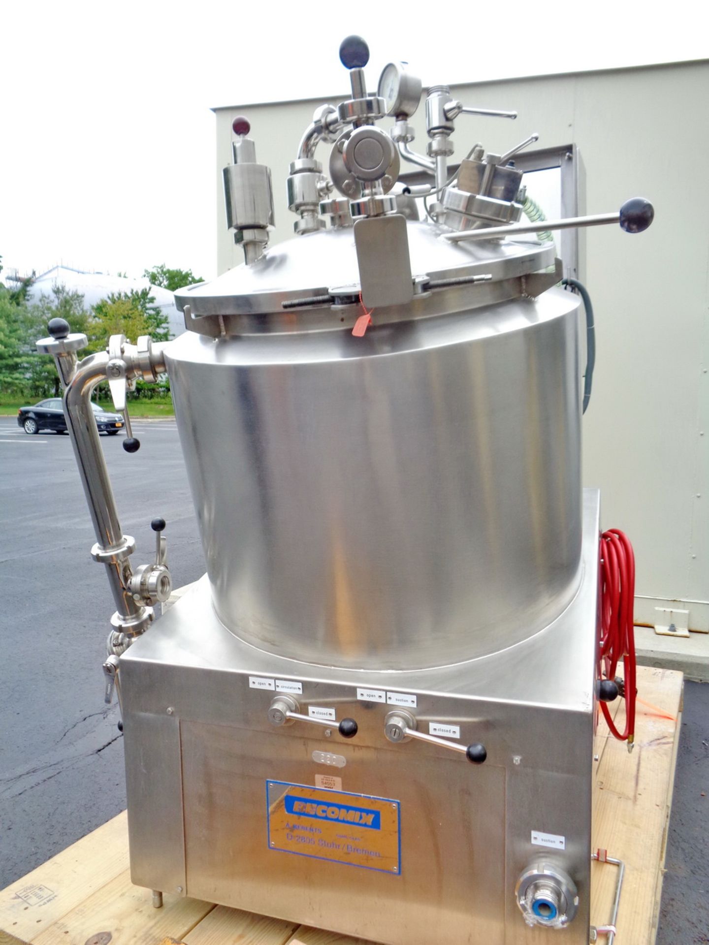 Becomix 125 Liter Stainless Steel Homogenizing/Scraper Jacketed Mixing System, Model D-2805 - Image 2 of 18