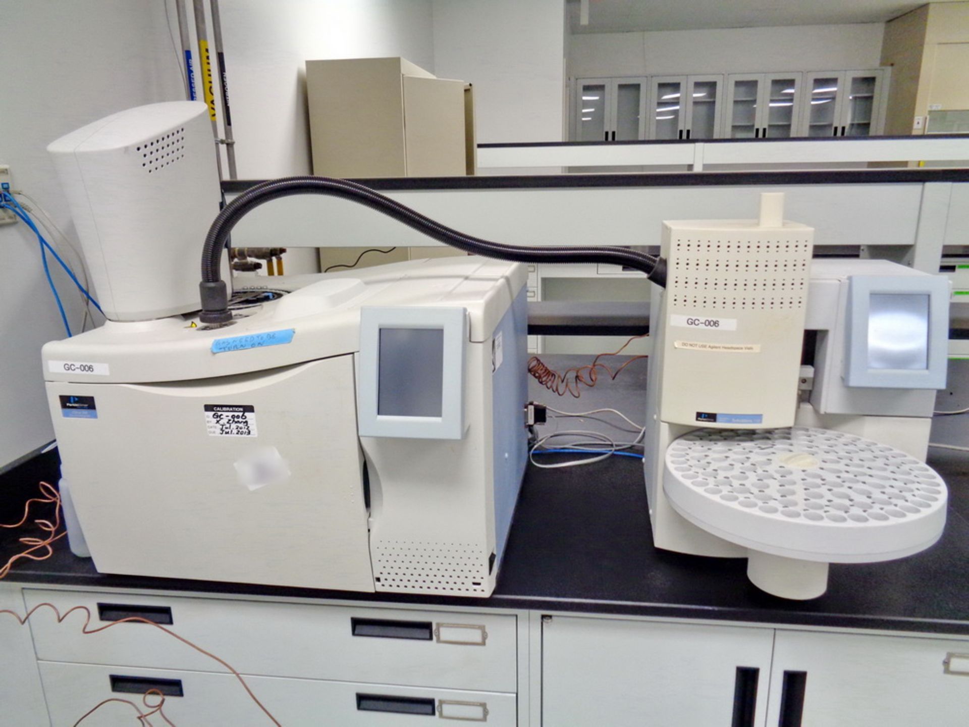 Perkin Elmer Gas Chromatograph, Model Clarus 500, S/N 650N3012706