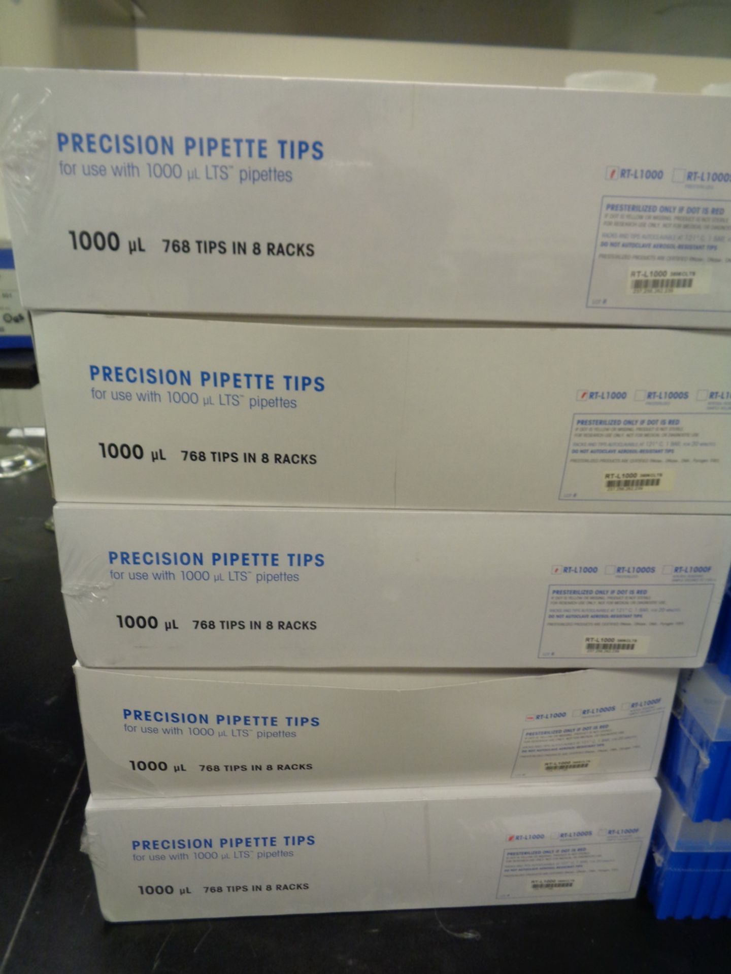 Lot of unsued pipet tips for 1000ml pipets and Racks - Image 2 of 3