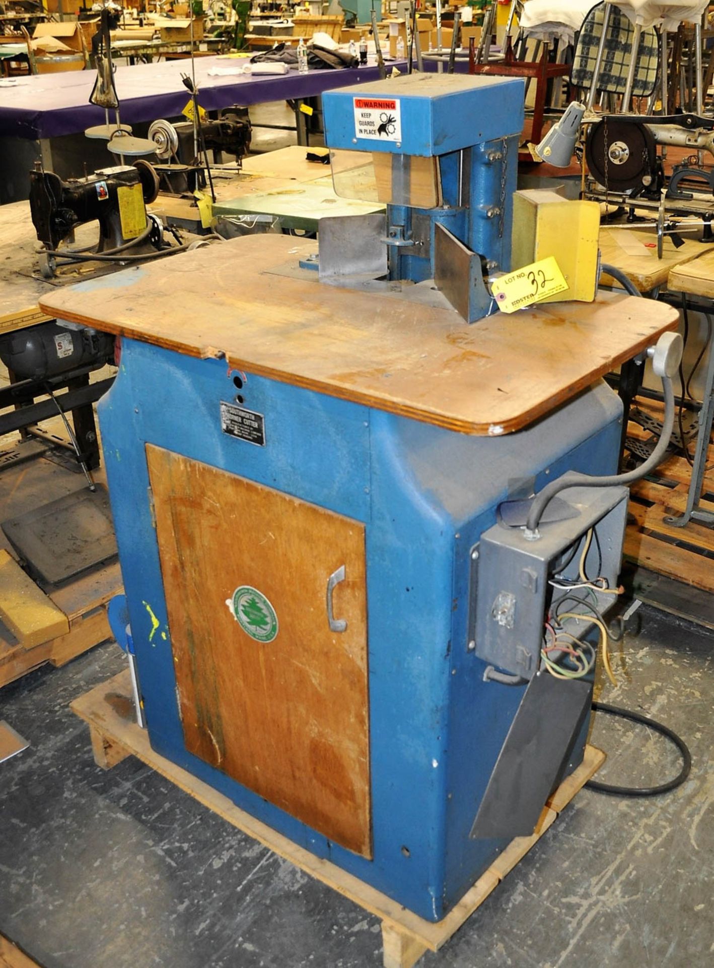 SOUTHWORTH CORNER CUTTING MACHINE