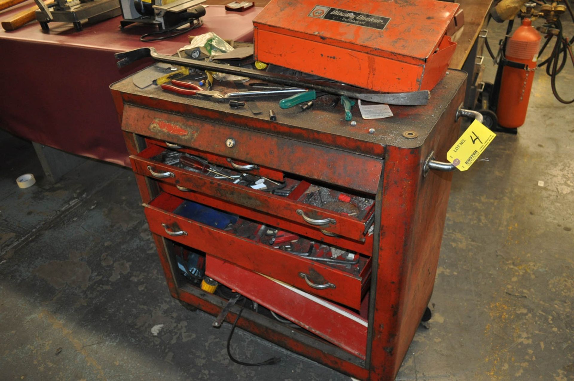 TOOL CHEST & CONTENTS