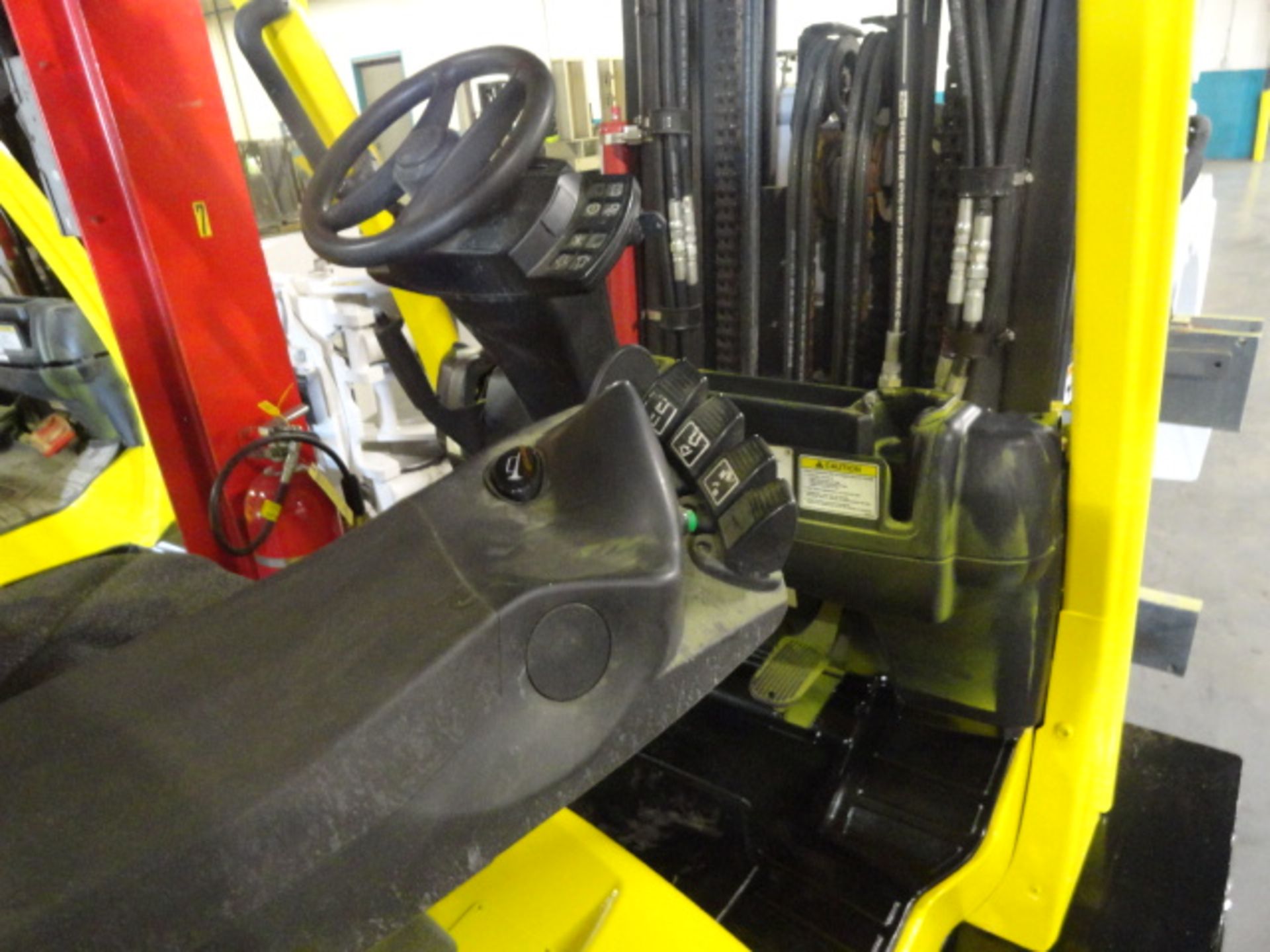 10,000 Pound Hyster Roll Clamp Truck 2012. Model S100FTBCS - Image 5 of 7
