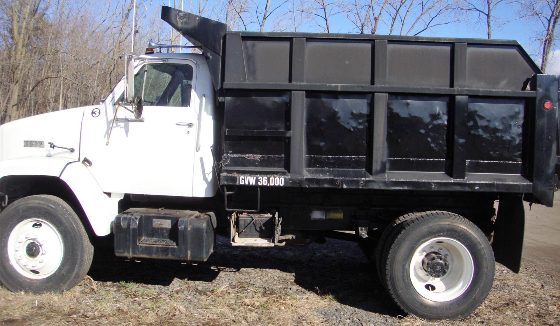 1988 GMC BRIGIDIER DIESEL DUMP TRUCK, APPROXIMATELY 135,000 MILES, VIN: 4GDM8C1Y8JV700847 (DOESN'T