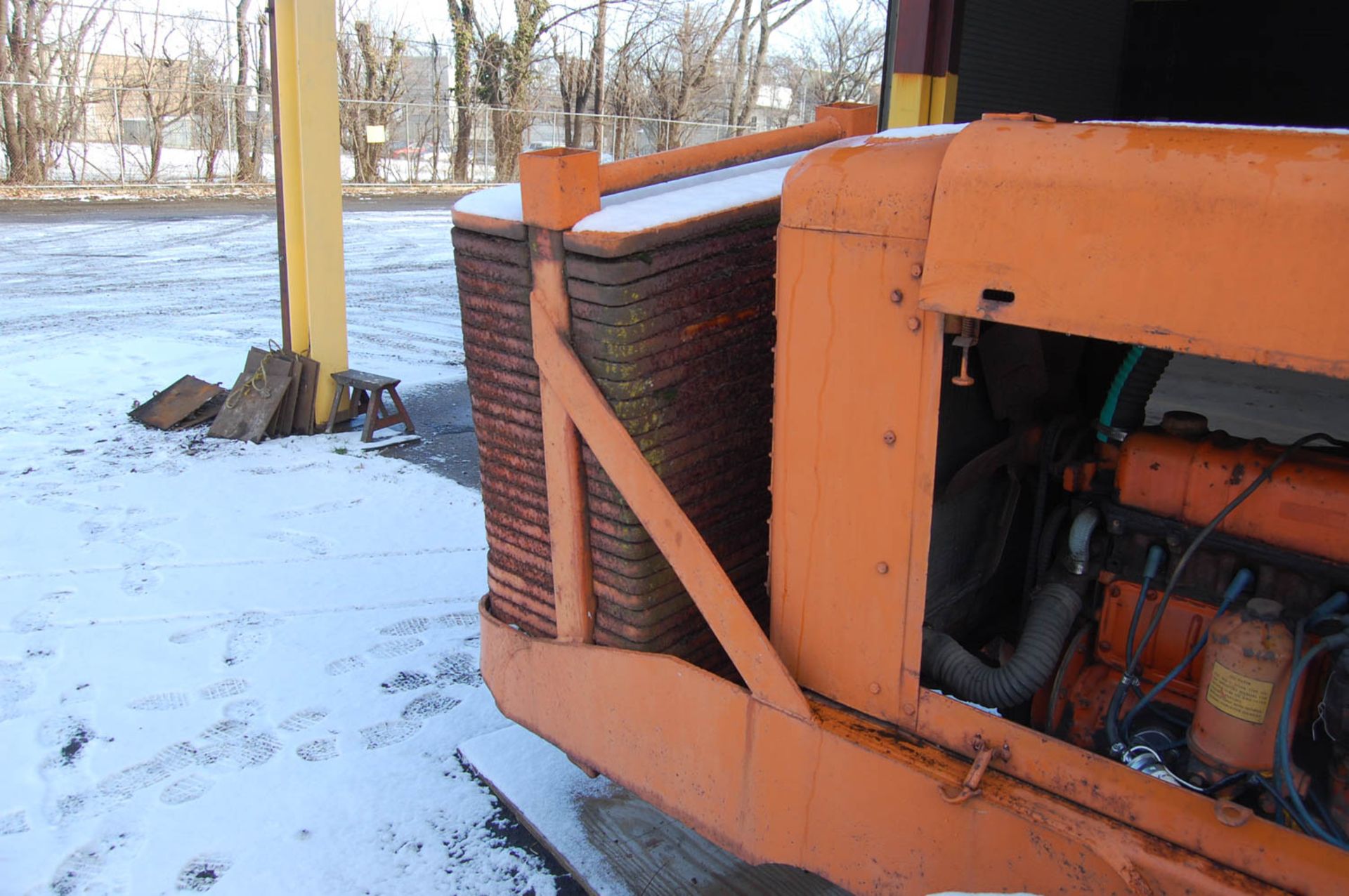 INTERNATIONAL HARVESTER FORKLIFT TRUCK - Image 6 of 8