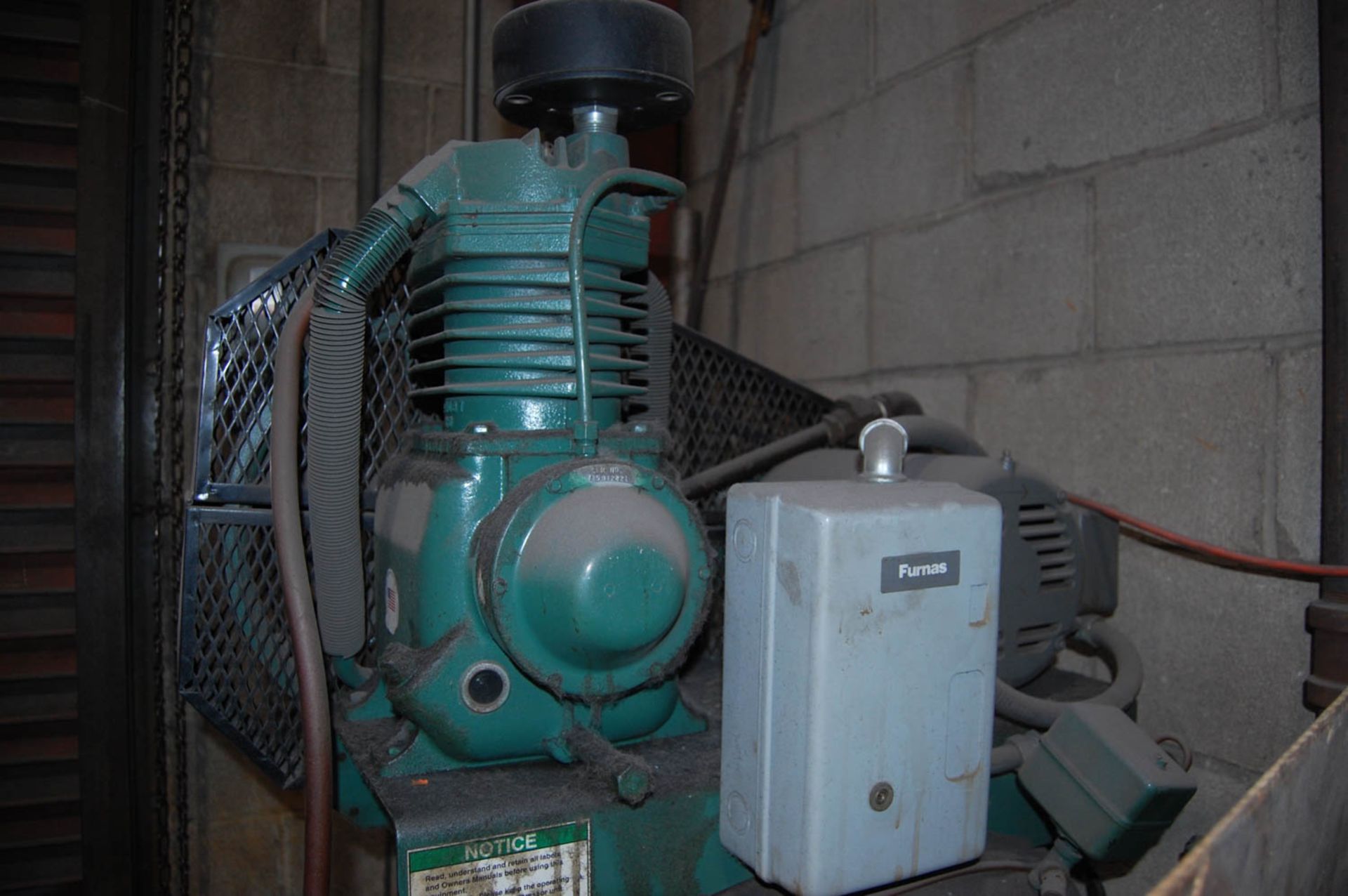 CHAMPION MDL. VRV5-8 5HP VERTICAL PISTON TYPE TANK MOUNTED AIR COMPRESSOR, S/N: V15012821 - Image 2 of 3