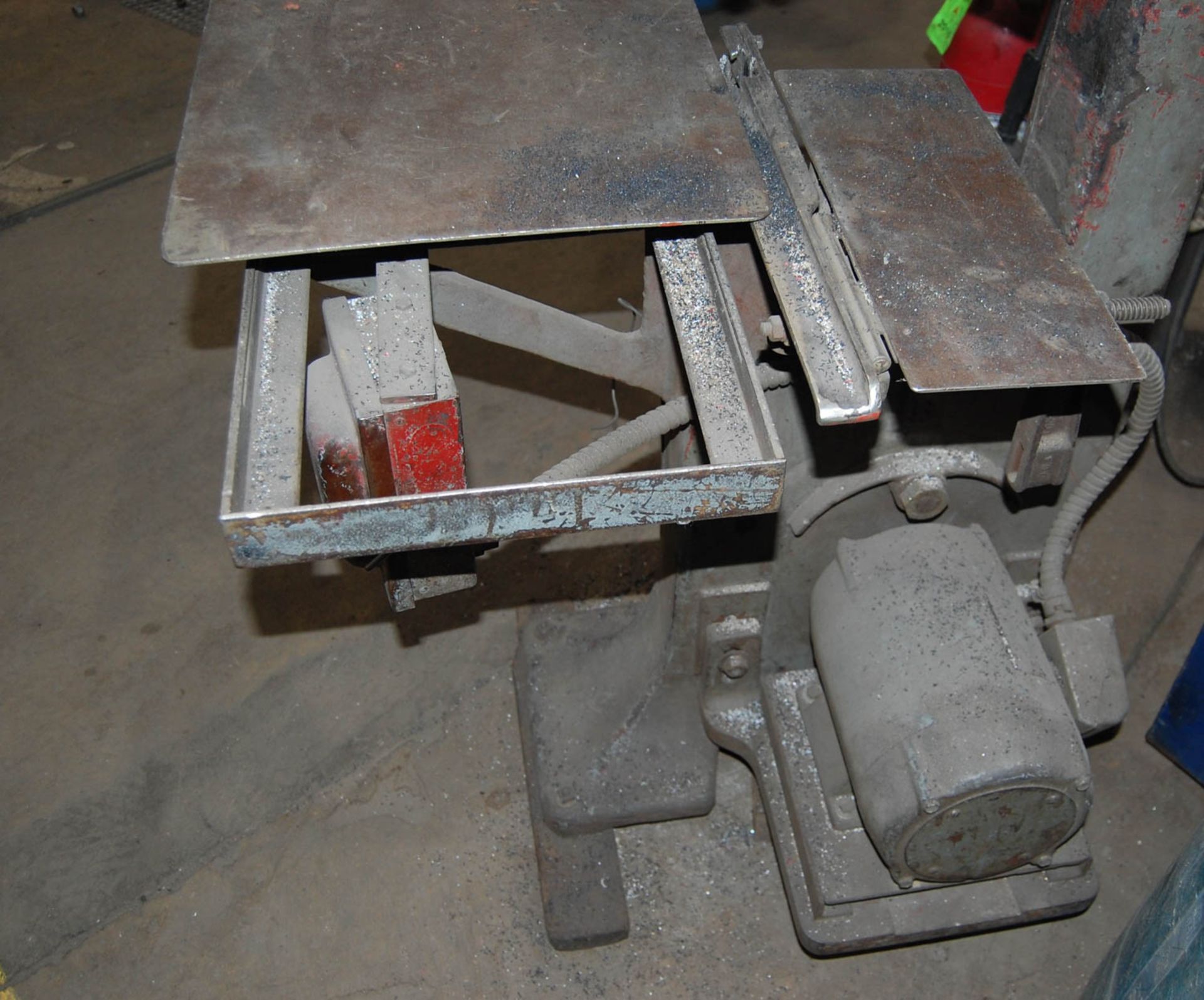 JIM VAUGHN 10'' VERTICAL BANDSAW, SLIDING TABLE, SINGLE PHASE - Image 3 of 3