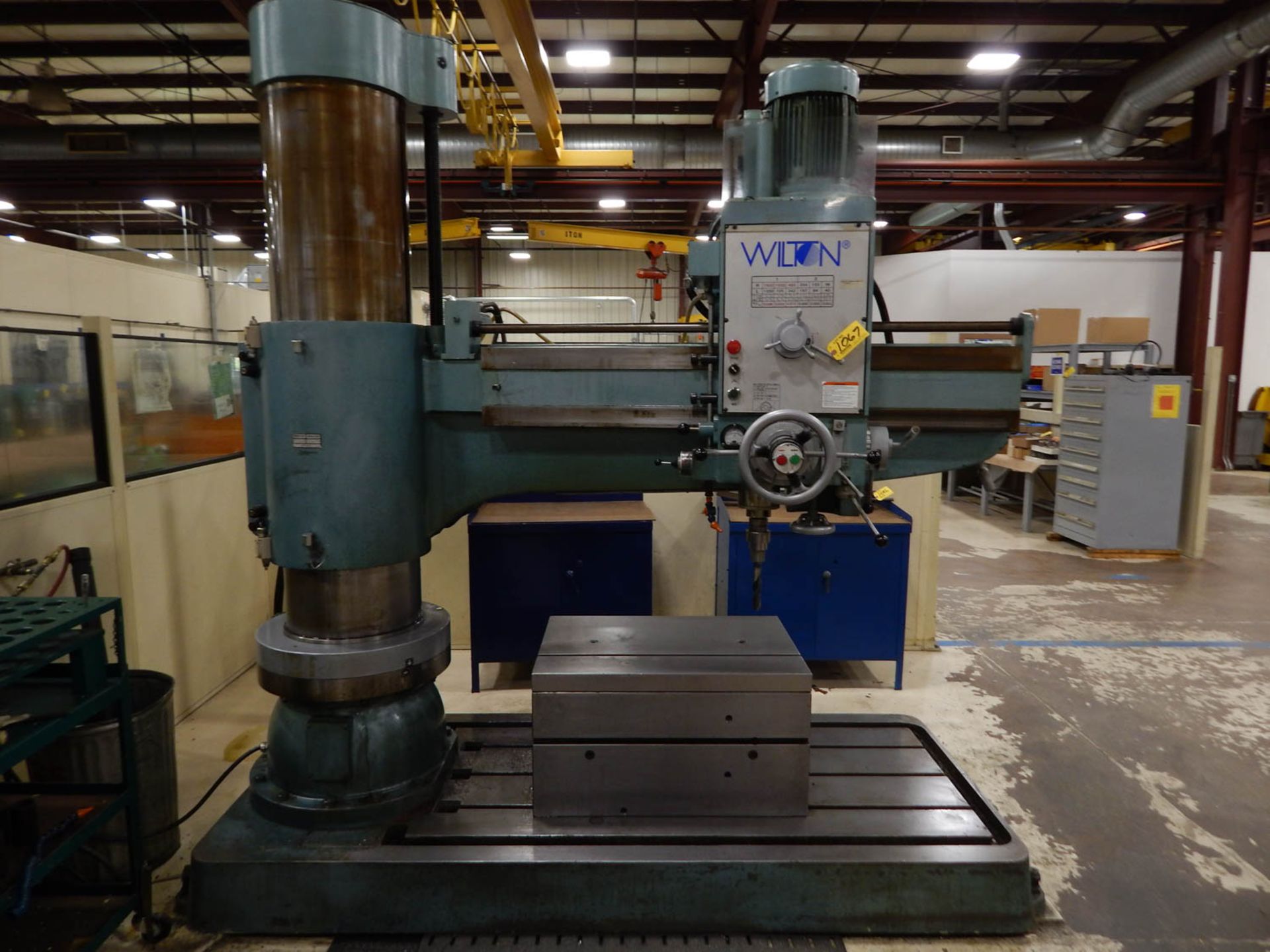 WILTON MDL. 5216001 4' X 17'' RADIAL DRILL, WITH 40-1920 RPM SPINDLE SPEEDS, POWER ELEVATION,