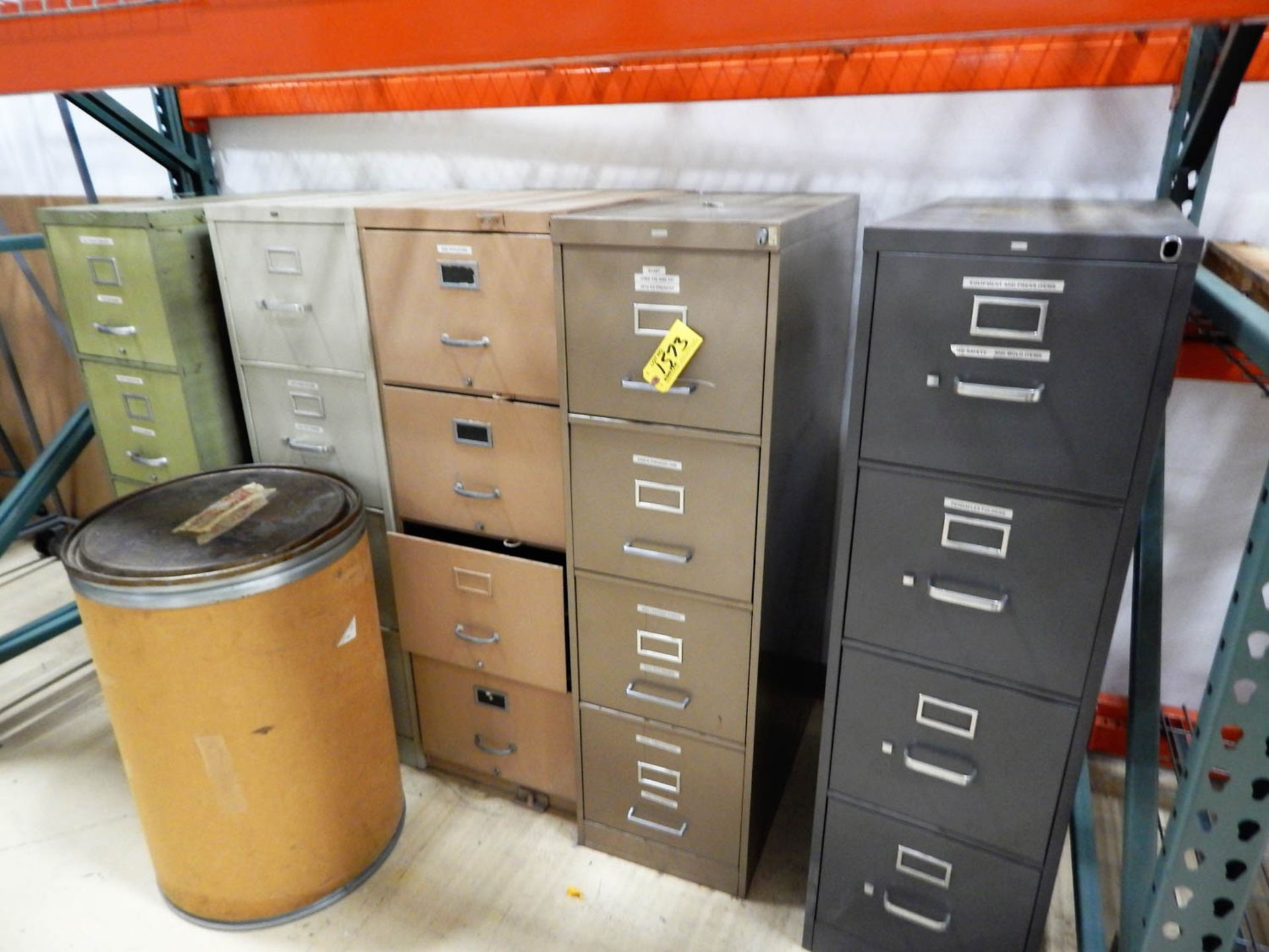 [5] FILE CABINETS