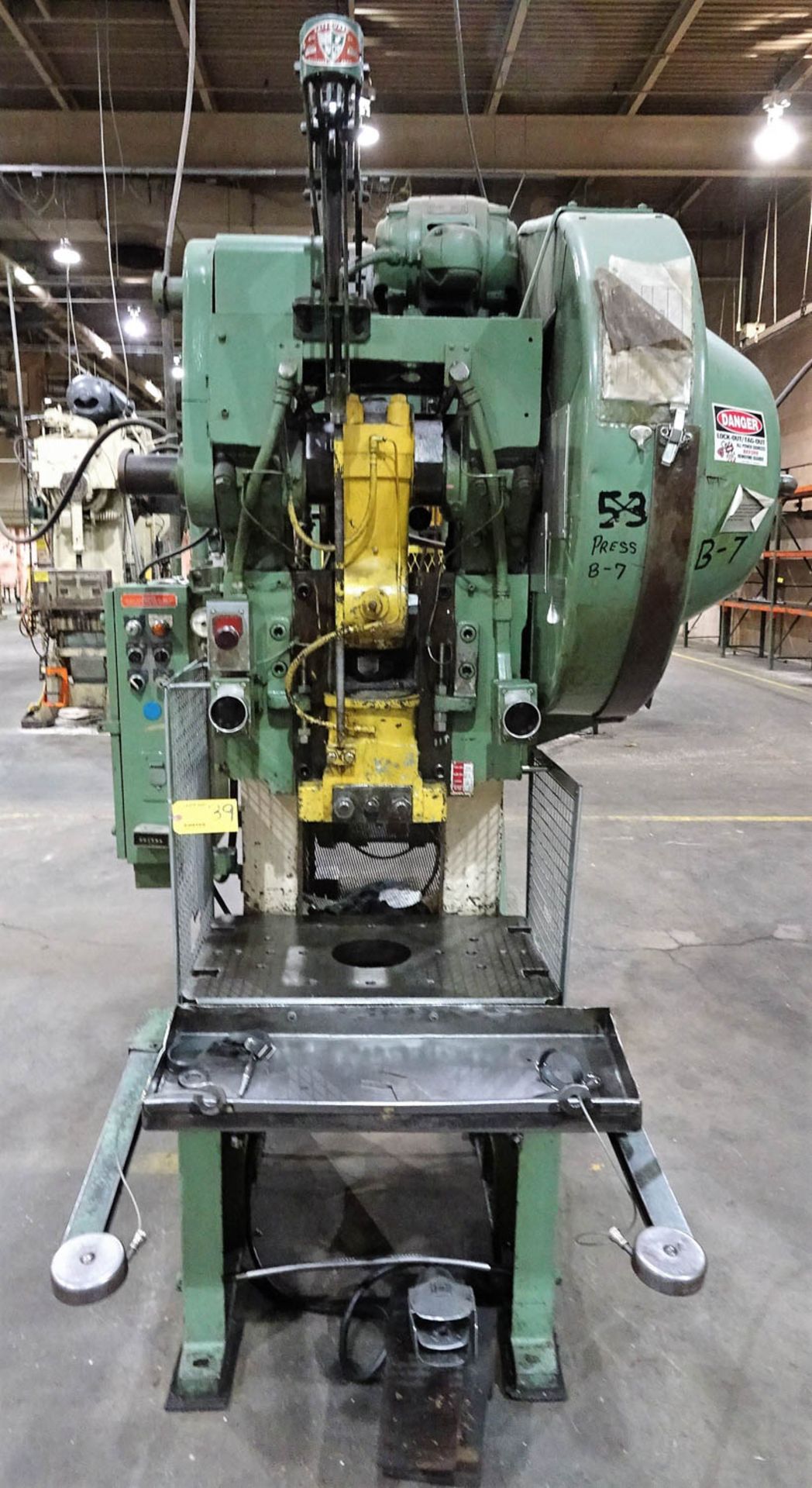 BLISS MDL. C-35 35 TON FLYWHEEL-TYPE OBI PRESS, WITH 3'' STROKE, AIR CLUTCH, 2.5'' ADJUSTMENT, 10- - Image 3 of 10