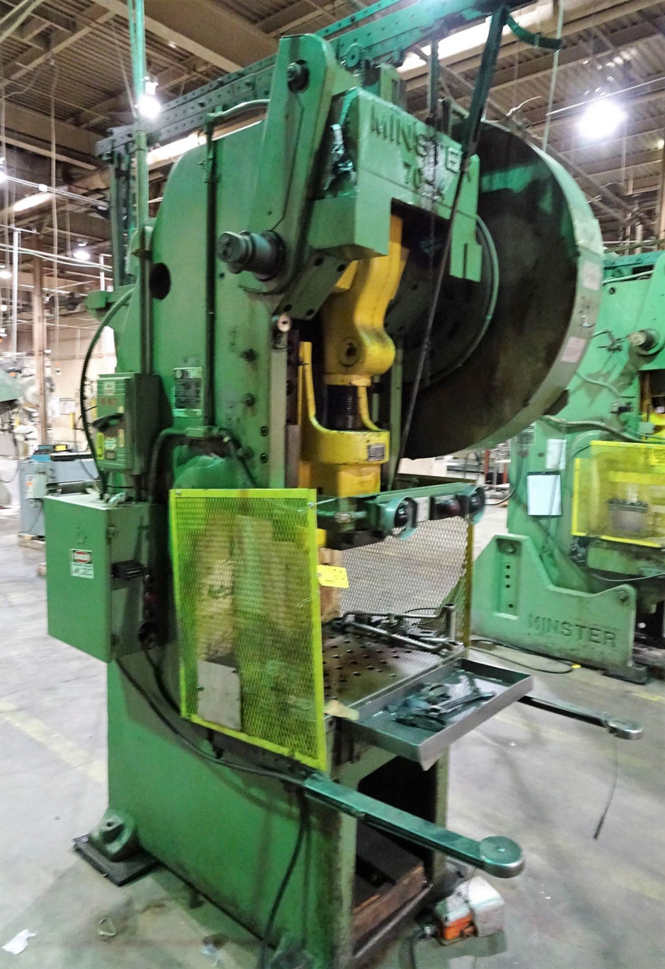 MINSTER MDL. 70-4 FLYWHEEL TYPE 60-TON NON-INCLINABLE PRESS, WITH 6'' STROKE, AIR CLUTCH, 3'' - Image 3 of 9