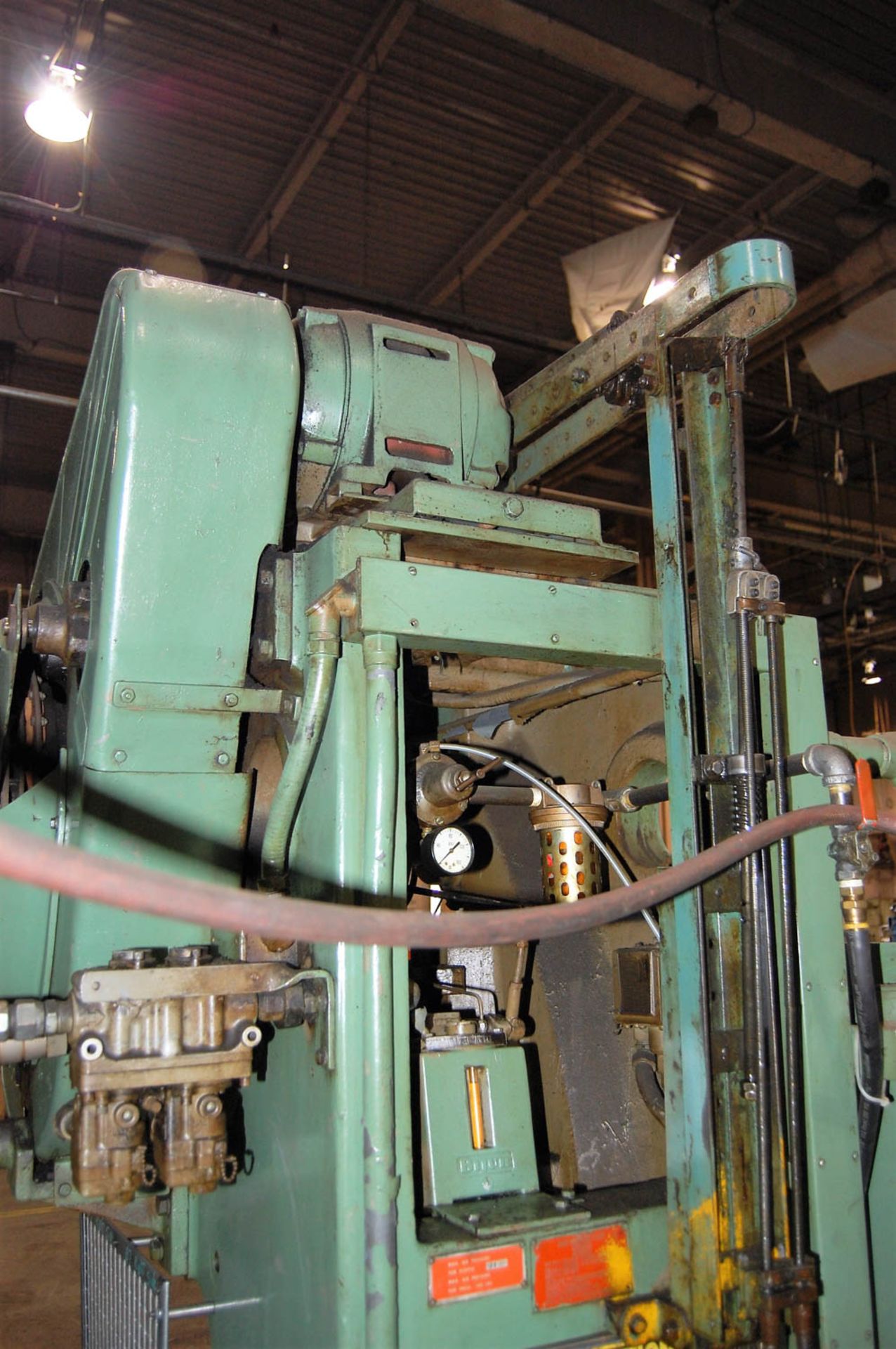 BLISS MDL. C-35 35 TON FLYWHEEL-TYPE OBI PRESS, WITH 3'' STROKE, AIR CLUTCH, 2.5'' ADJUSTMENT, 10- - Image 9 of 10
