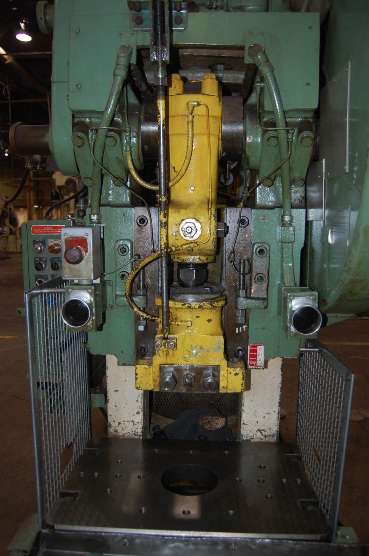 BLISS MDL. C-35 35 TON FLYWHEEL-TYPE OBI PRESS, WITH 3'' STROKE, AIR CLUTCH, 2.5'' ADJUSTMENT, 10- - Image 5 of 10