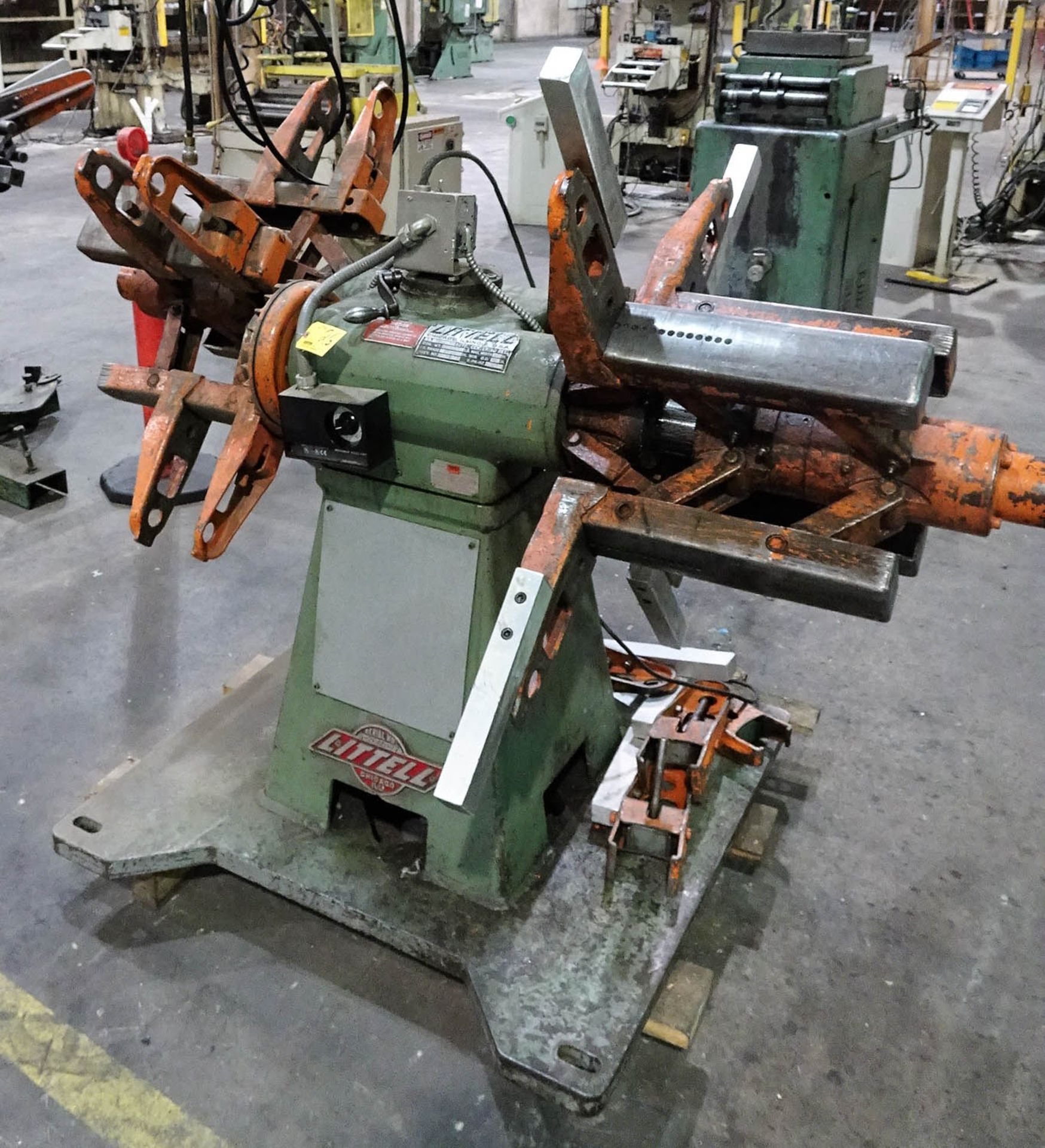LITTELL MDL. 20-12 2 HEAD, 12', 2000# CAPACITY CENTERING REEL WITH WARNER MOTOR SPEED CONTROLS AND - Image 2 of 3