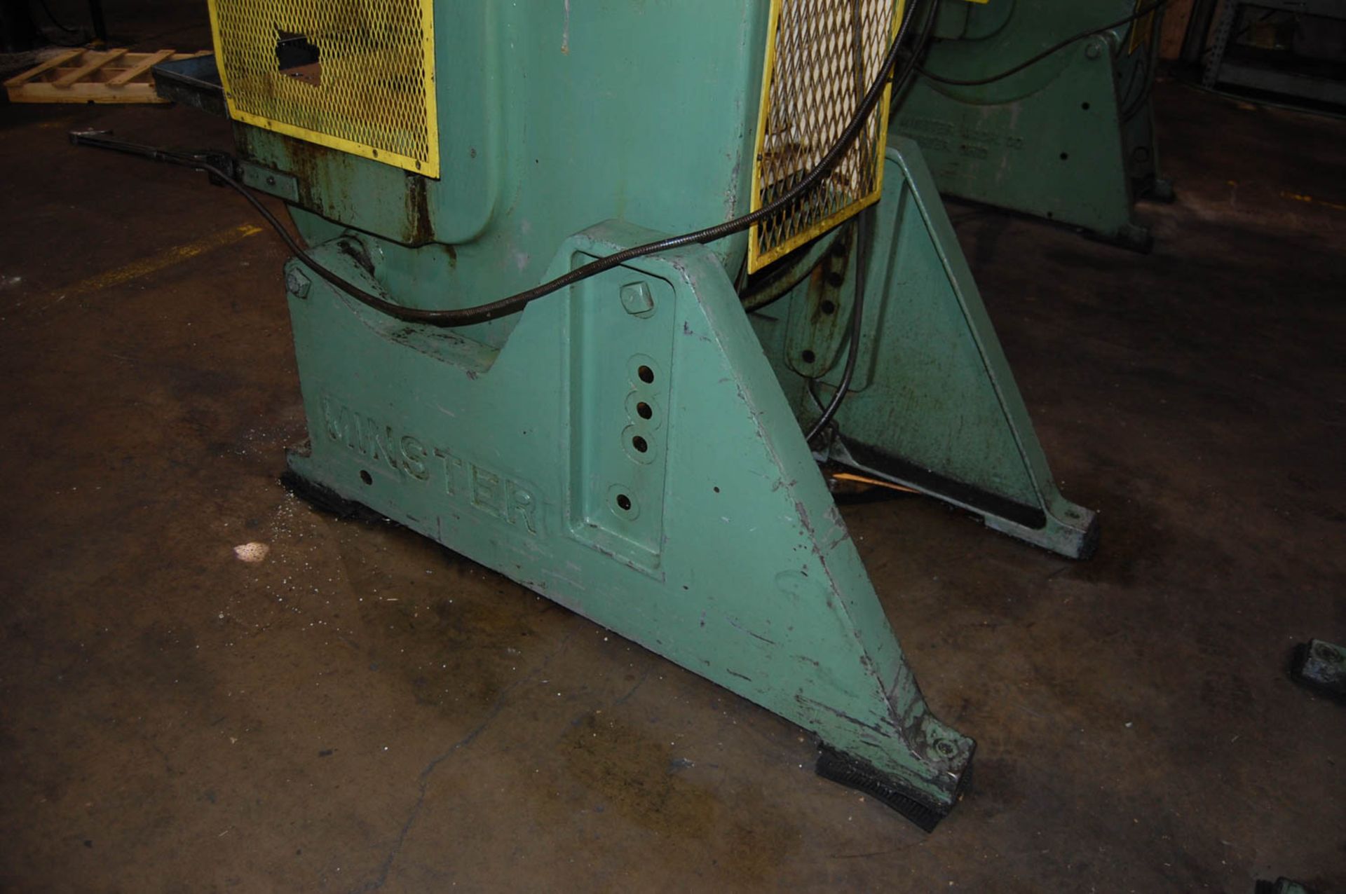 MINSTER MDL. 6 60-TON FLYWHEEL-TYPE OBI PRESS, WITH 6'' STROKE, AIR CLUTCH, 32'' X 21'' BED AREA, - Image 8 of 8