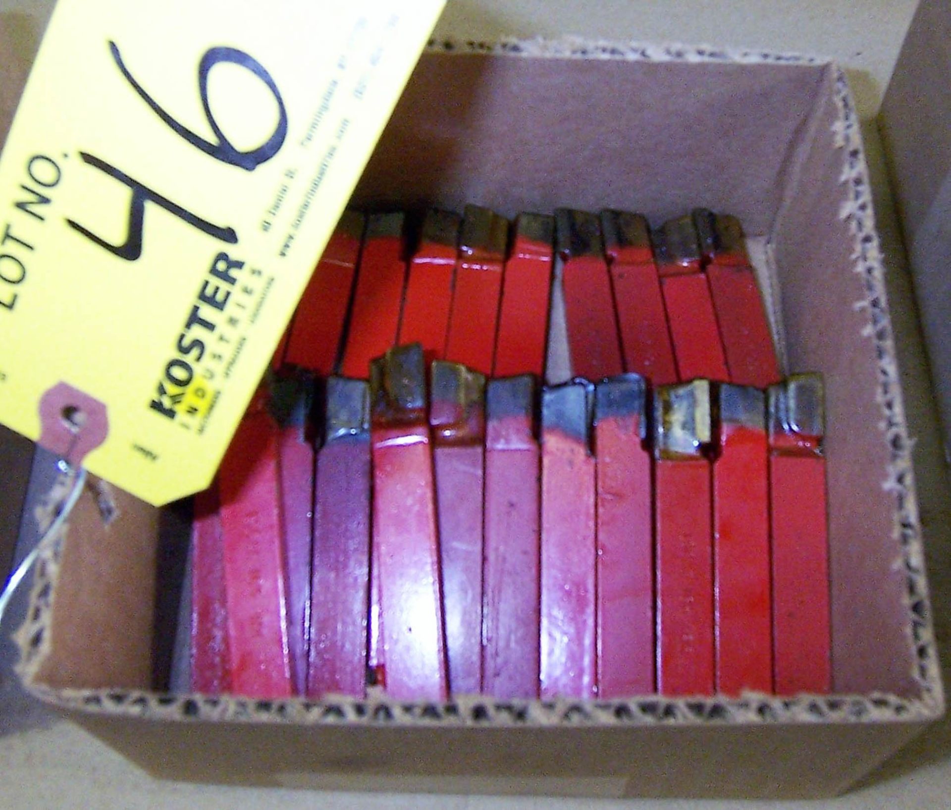 LOT OF CEMENTED CARBIDE INSERT TOOL BITS