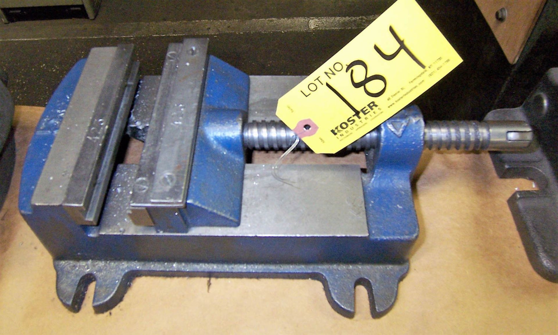 5 1/2'' MACHINE VISE