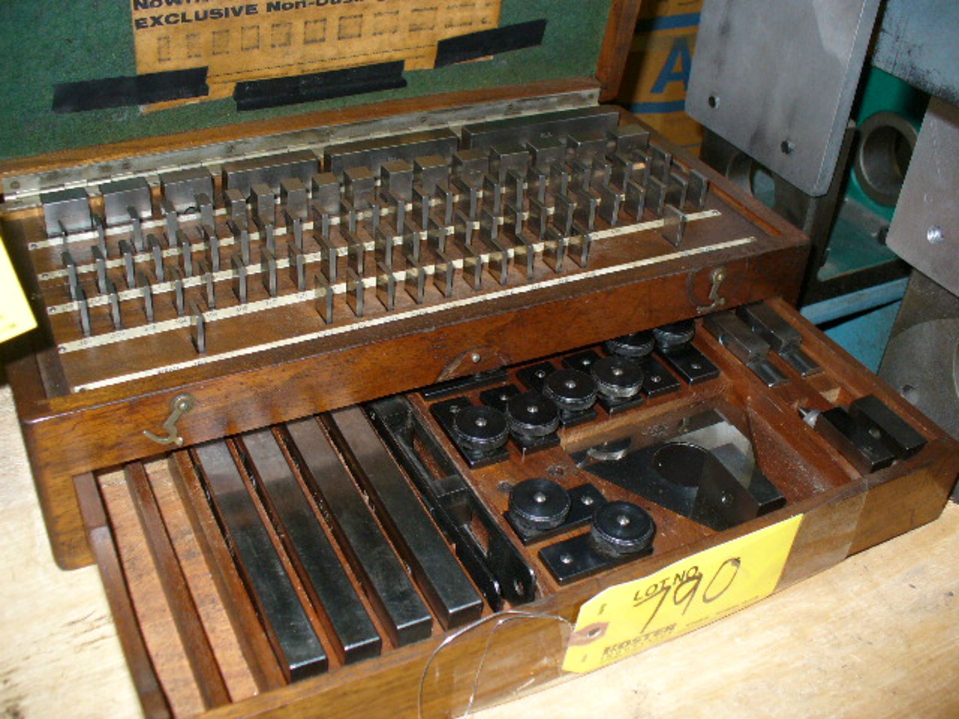 (1) SET OF WEBER GAUGE BLOCKS