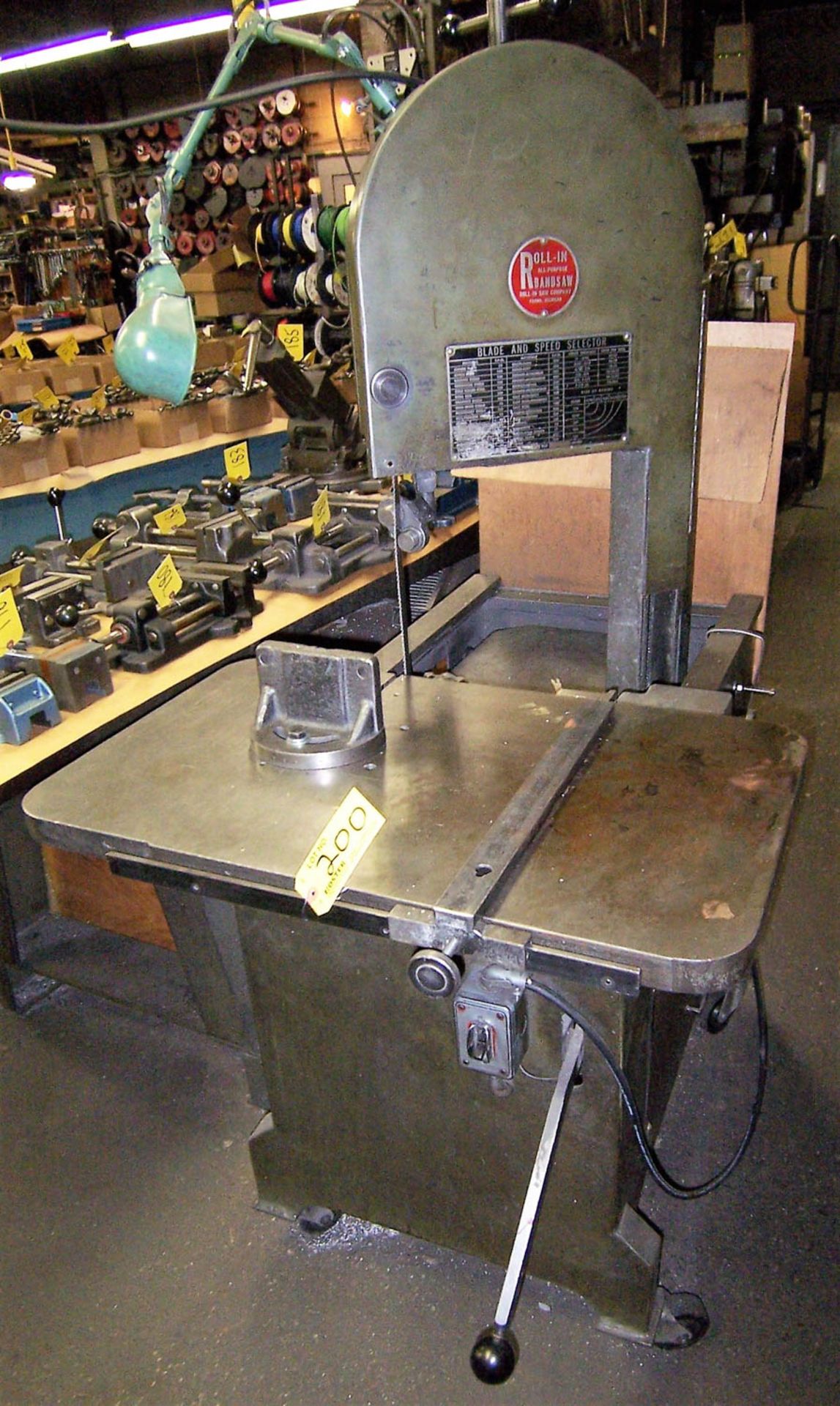 ROLL-IN 12'' VERTICAL BAND SAW