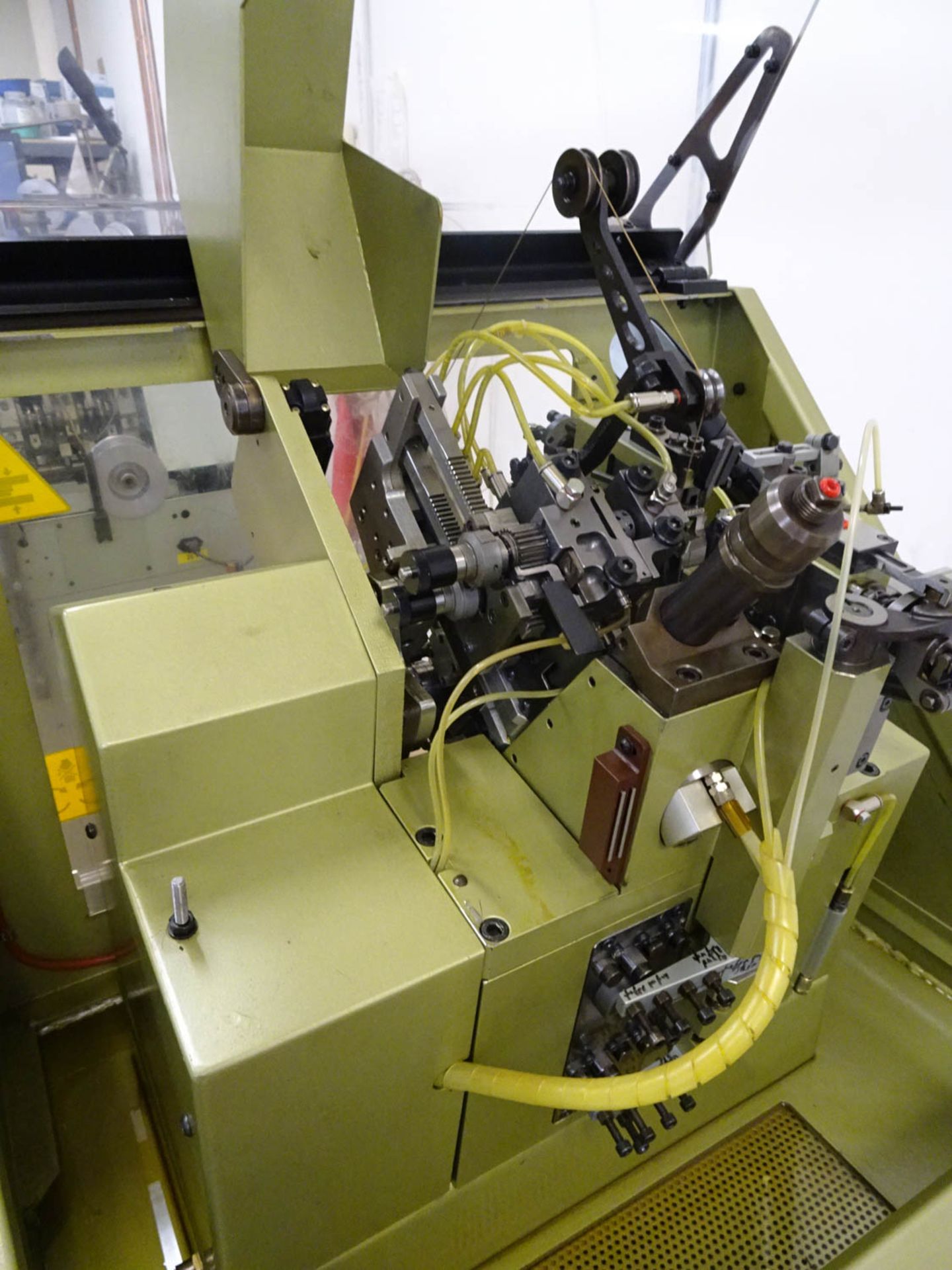 SISMA MDL. F2 (ITALY) (CE) CHAIN MAKING MACHINE, HIGH SPEED FIGARO LONG & SHORT, CURB & CABLE, 0. - Image 6 of 8