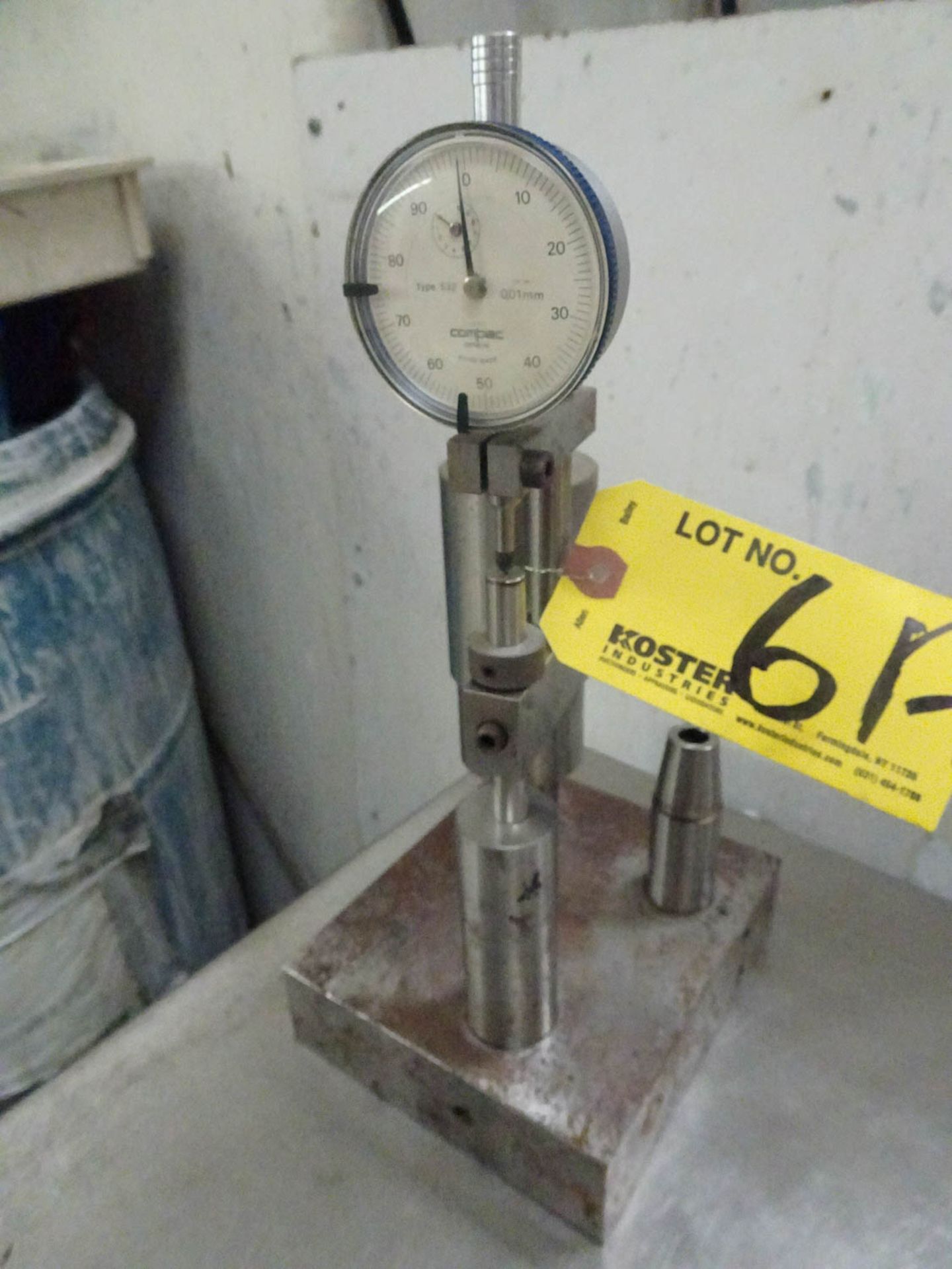 COMBAC DIAL DIAMOND DEPTH GAGE, WITH FIXTURE