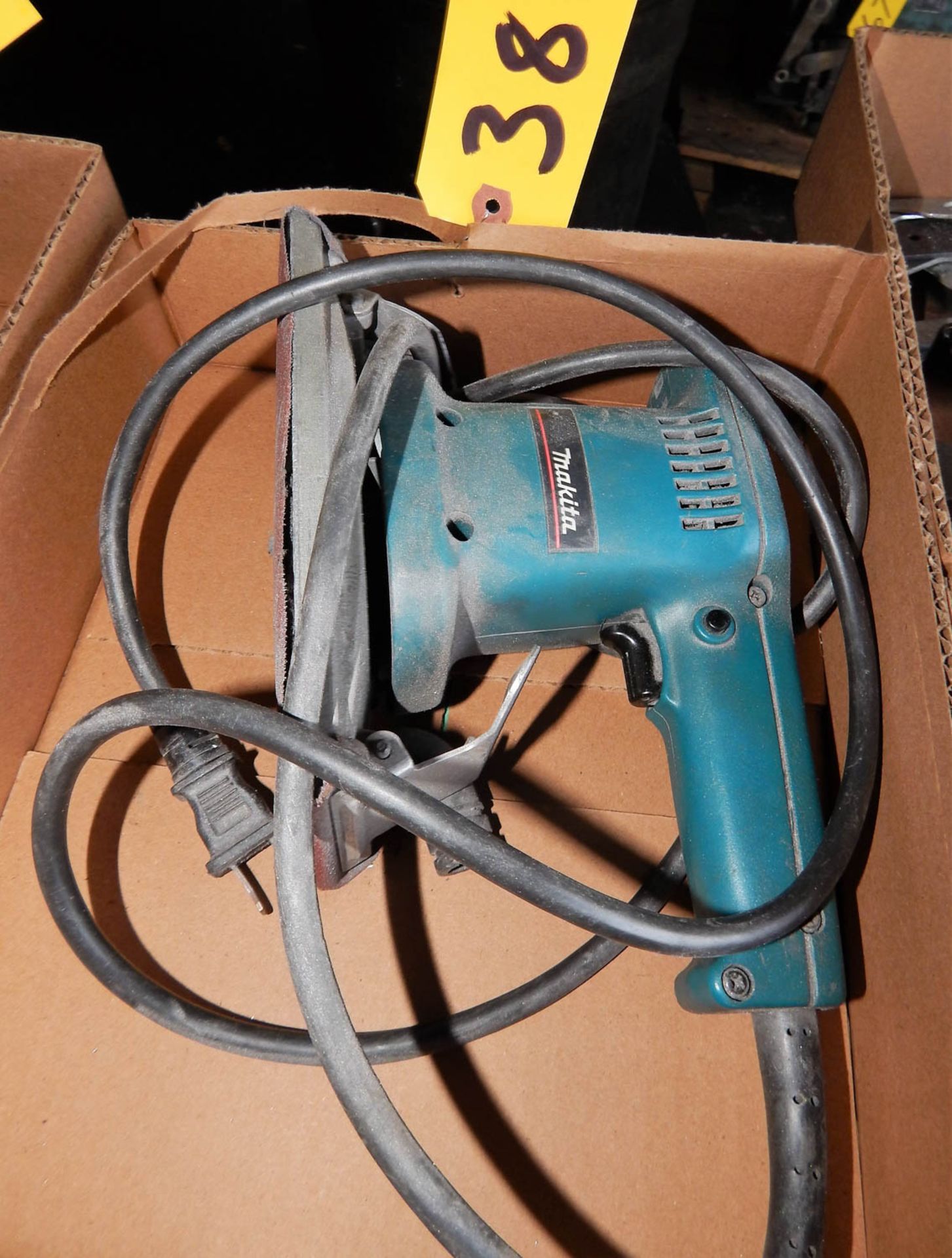 MAKITA SANDER