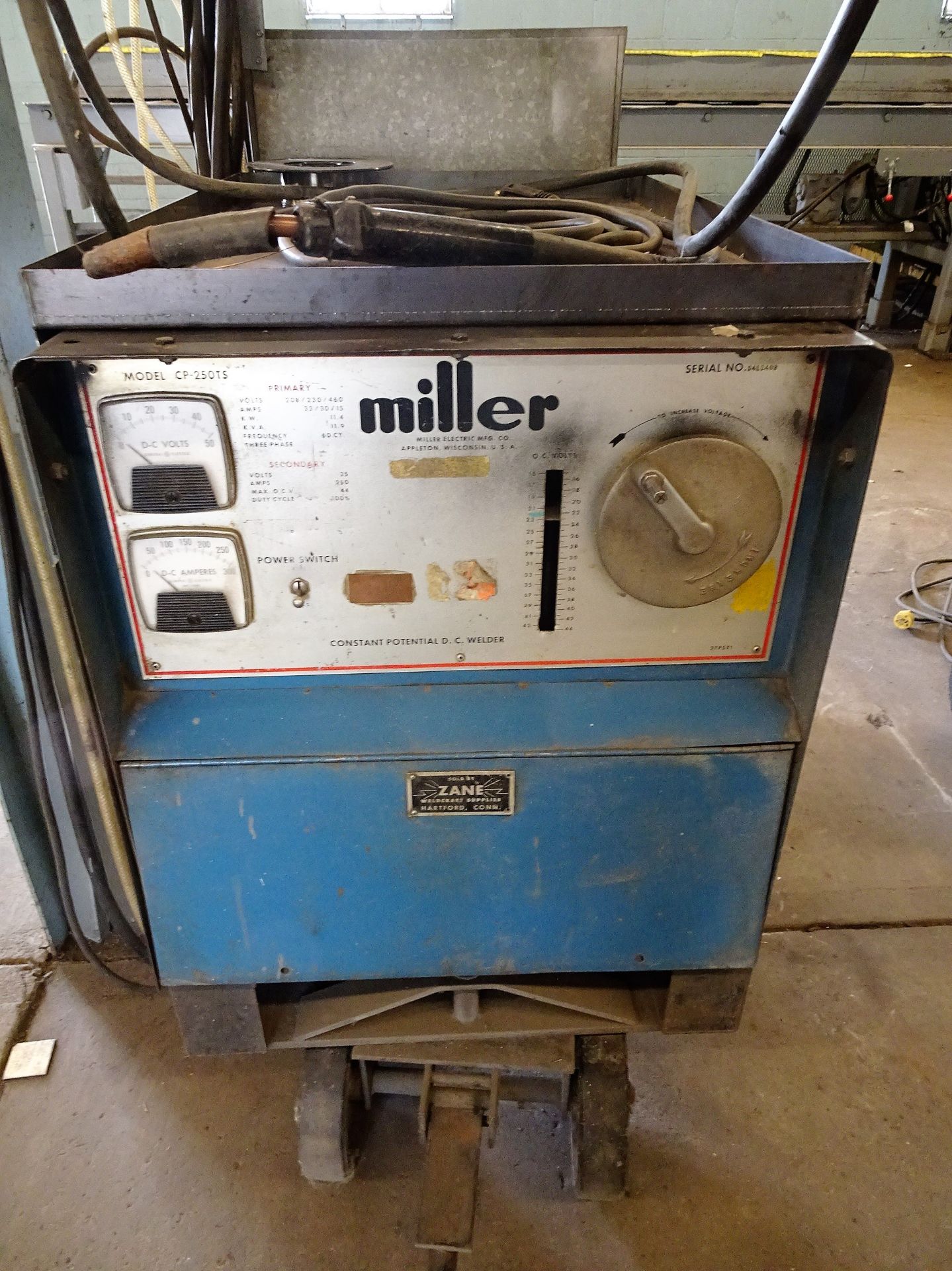 Miller Mdl. CP-250TS Constant Potential D.C. Welder with Miller Wire Feed, Mdl. Millermatic S-52E, - Image 3 of 4