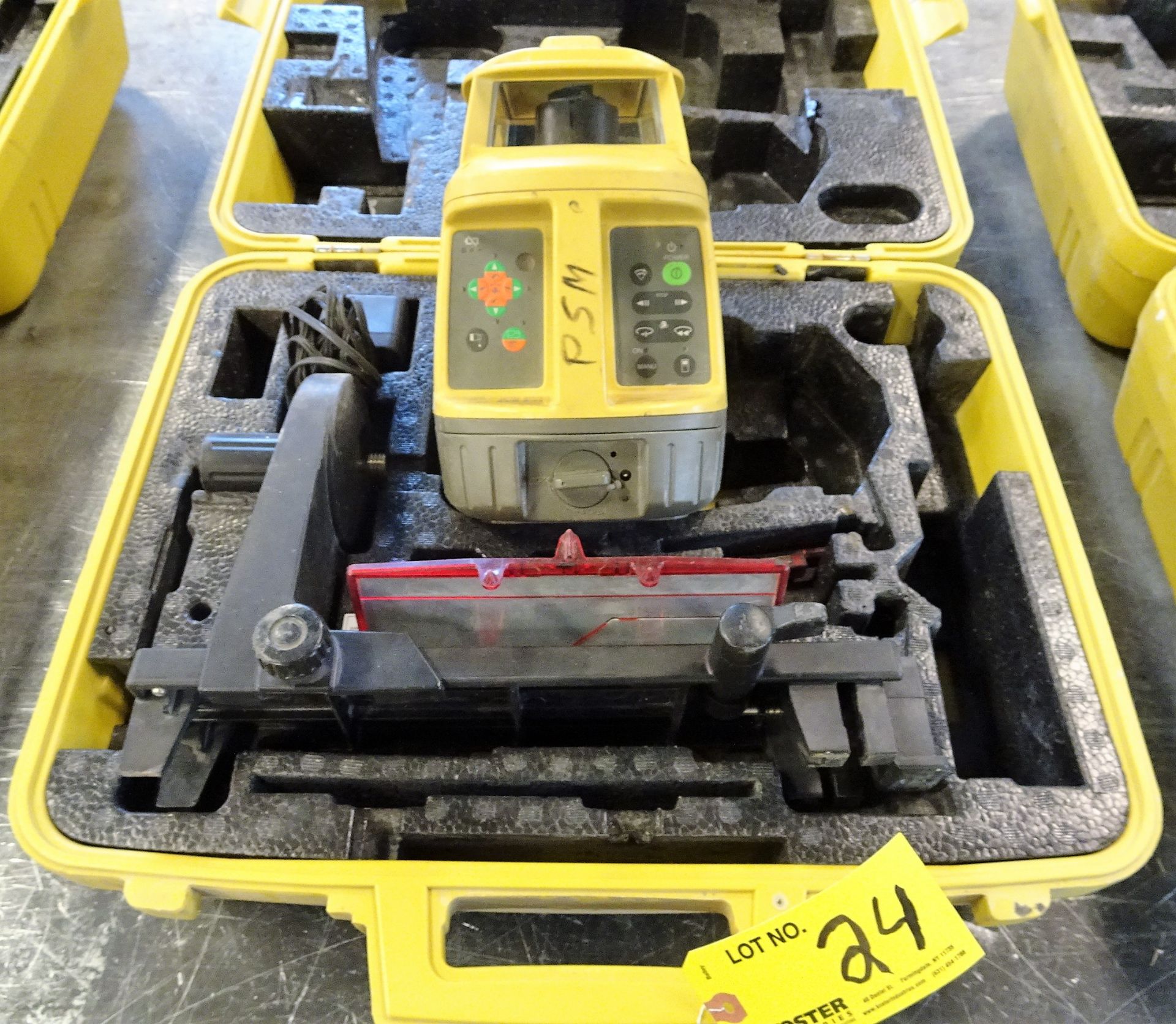 Topcon Mdl. RLVH3B Rotating Leveling Laser, with Associated Accessories and Case - Image 2 of 2