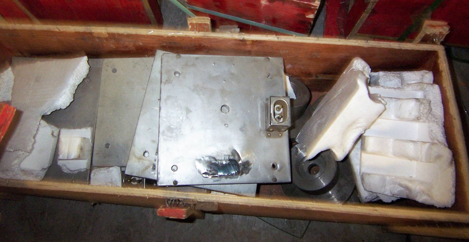 [2] HANDRAIL MOLDS, WITH CALIBRATORS, WATER TANKS, HEATING PLATES - Image 5 of 5