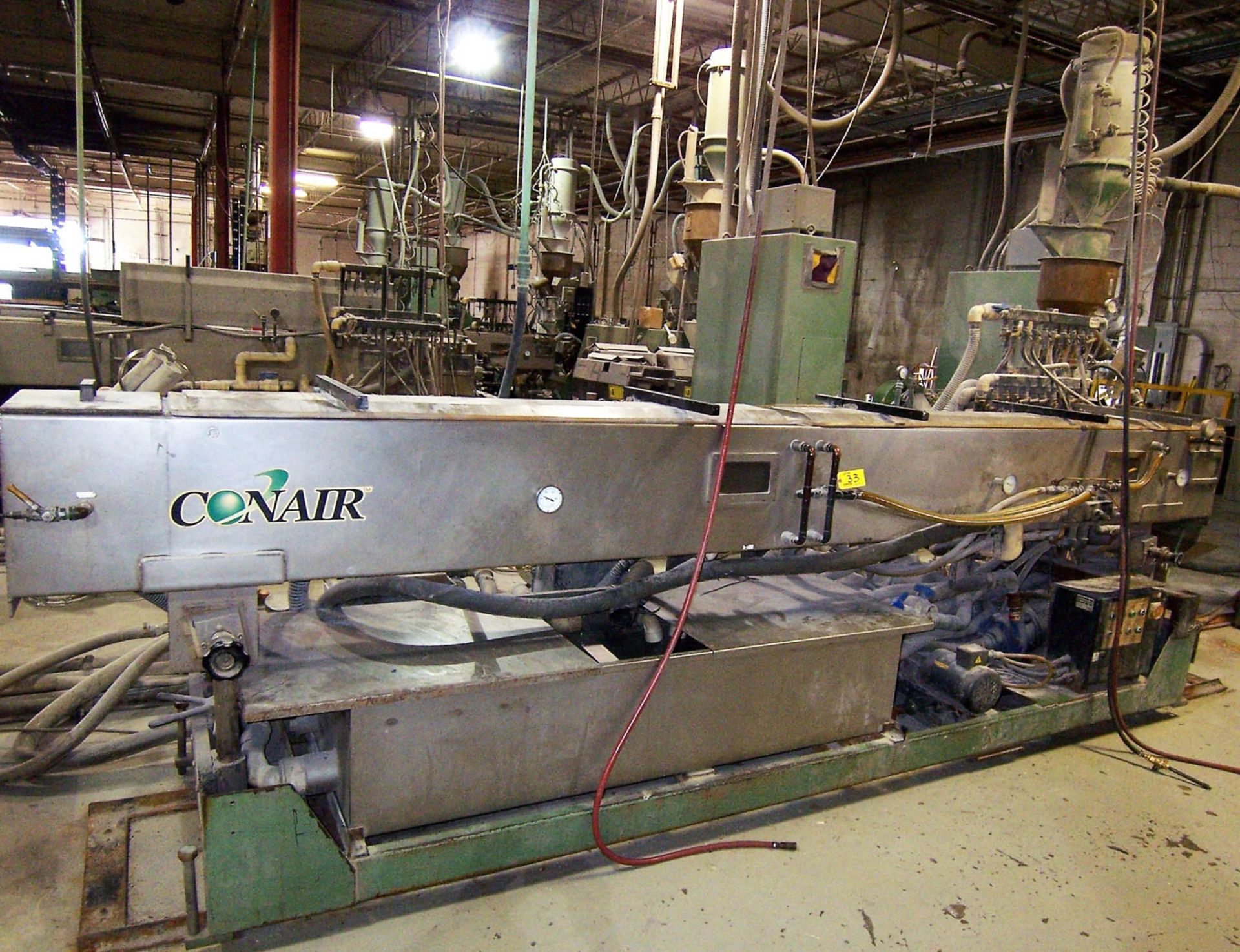 CONAIR MVS4-15-8 15' VACUUM COOLING TANK, [2] VACUUM PUMPS, S/N: 154461 [SUBJECT TO BULK BID] - Image 2 of 2