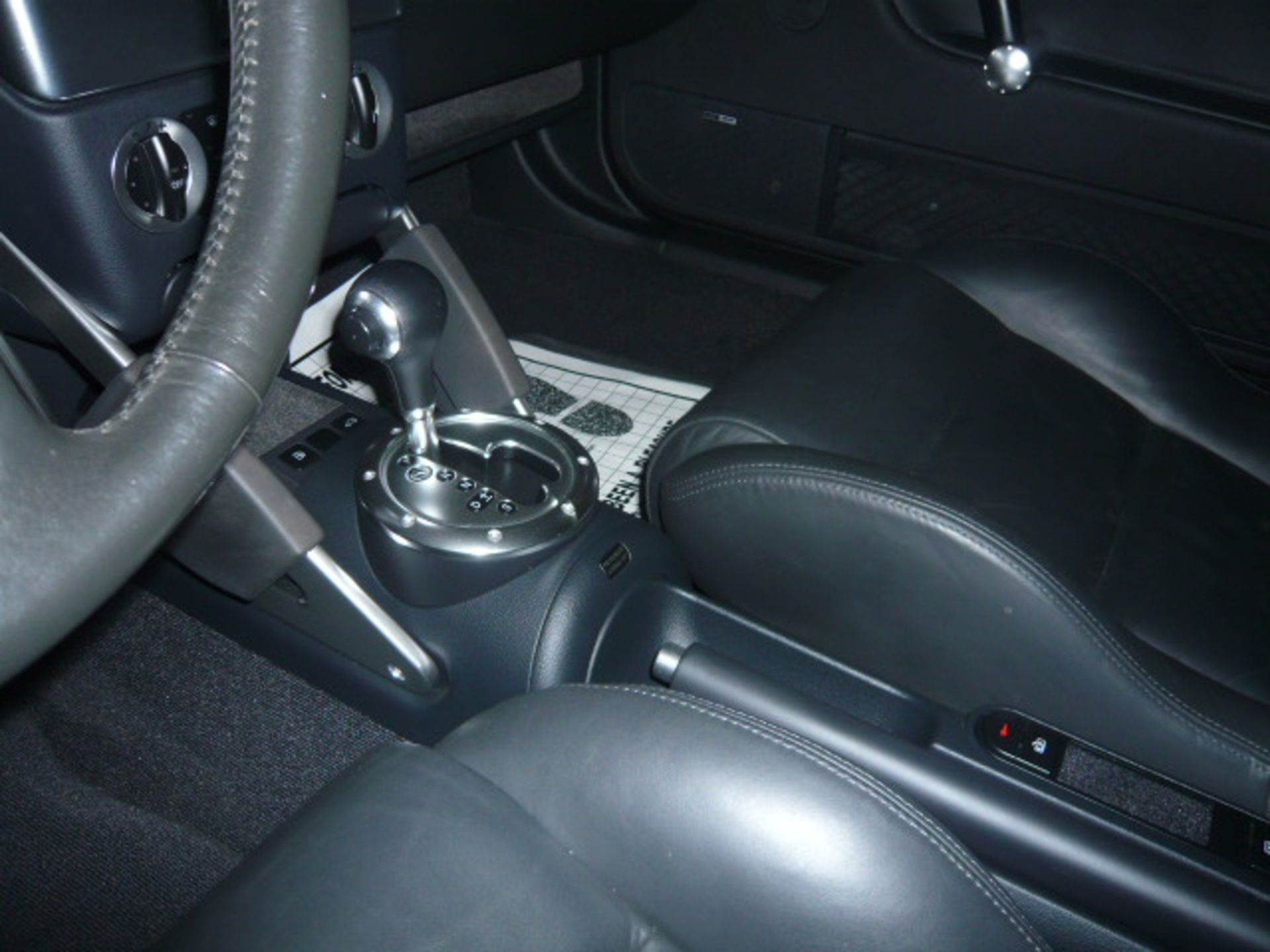 2004 AUDI TT CONVERTIBLE - Image 12 of 16