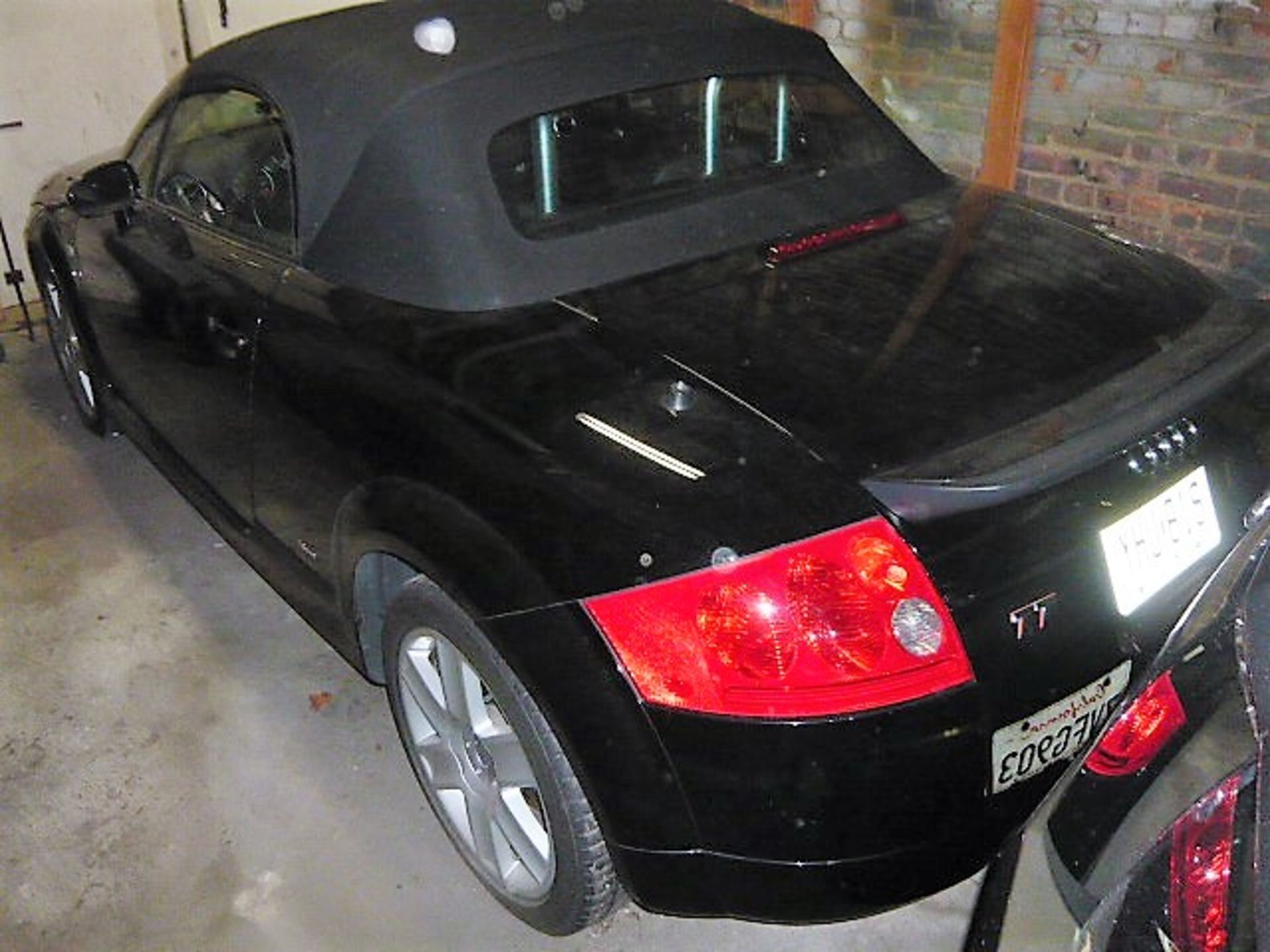 2004 AUDI TT CONVERTIBLE - Image 11 of 16