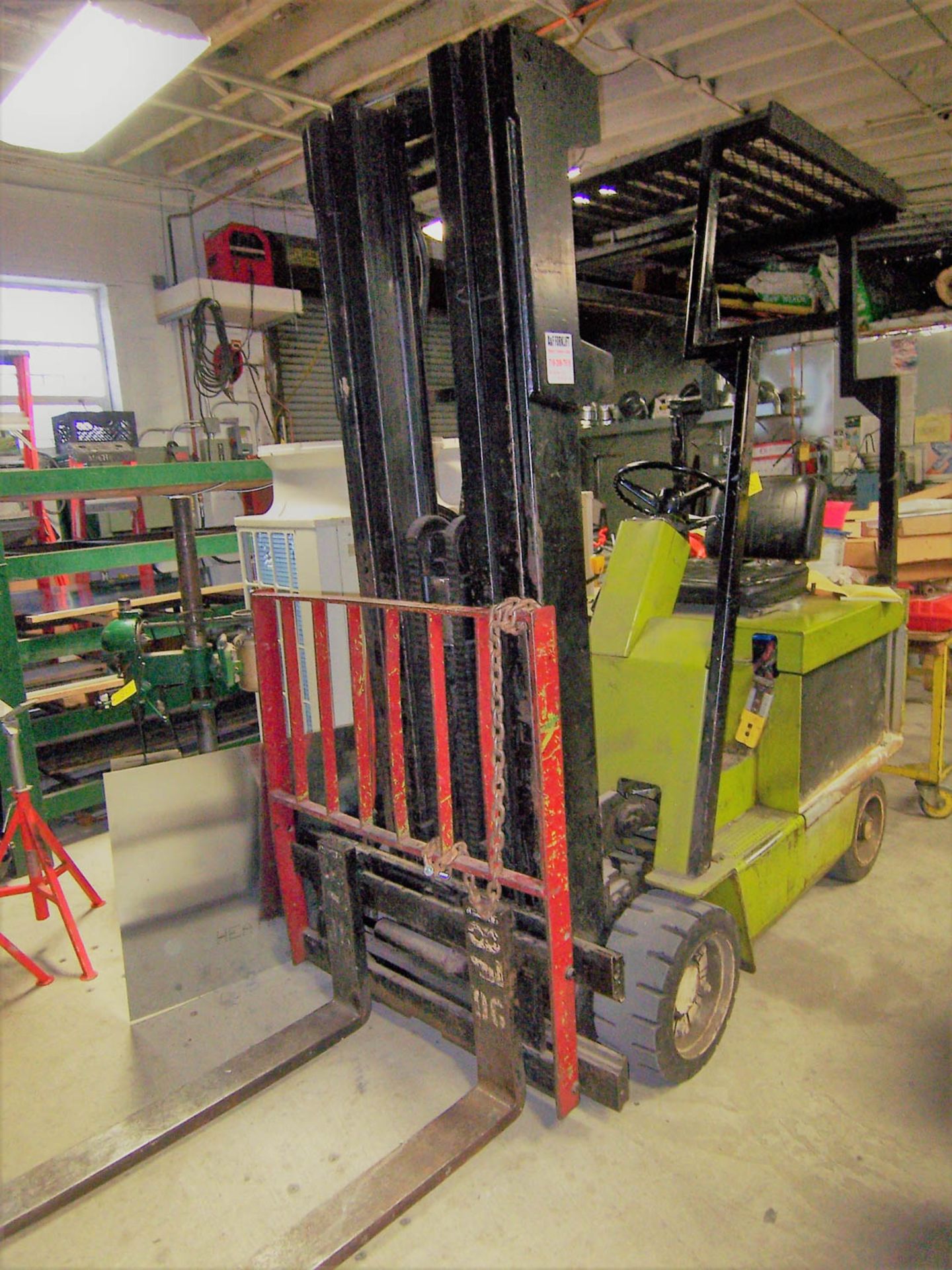 CLARK MDL. ECS25 1725# CAPACITY ELECTRIC SIT DOWN FORKLIFT TRUCK, WITH 276'' REACH, SIDE SHIFT,