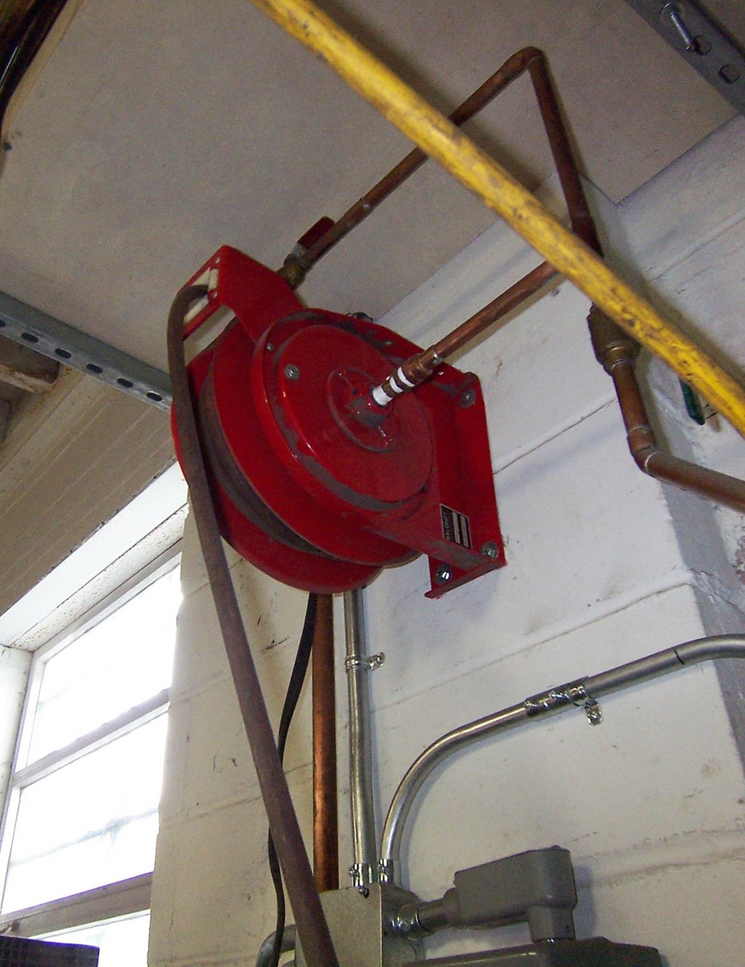 AIR HOSE REEL