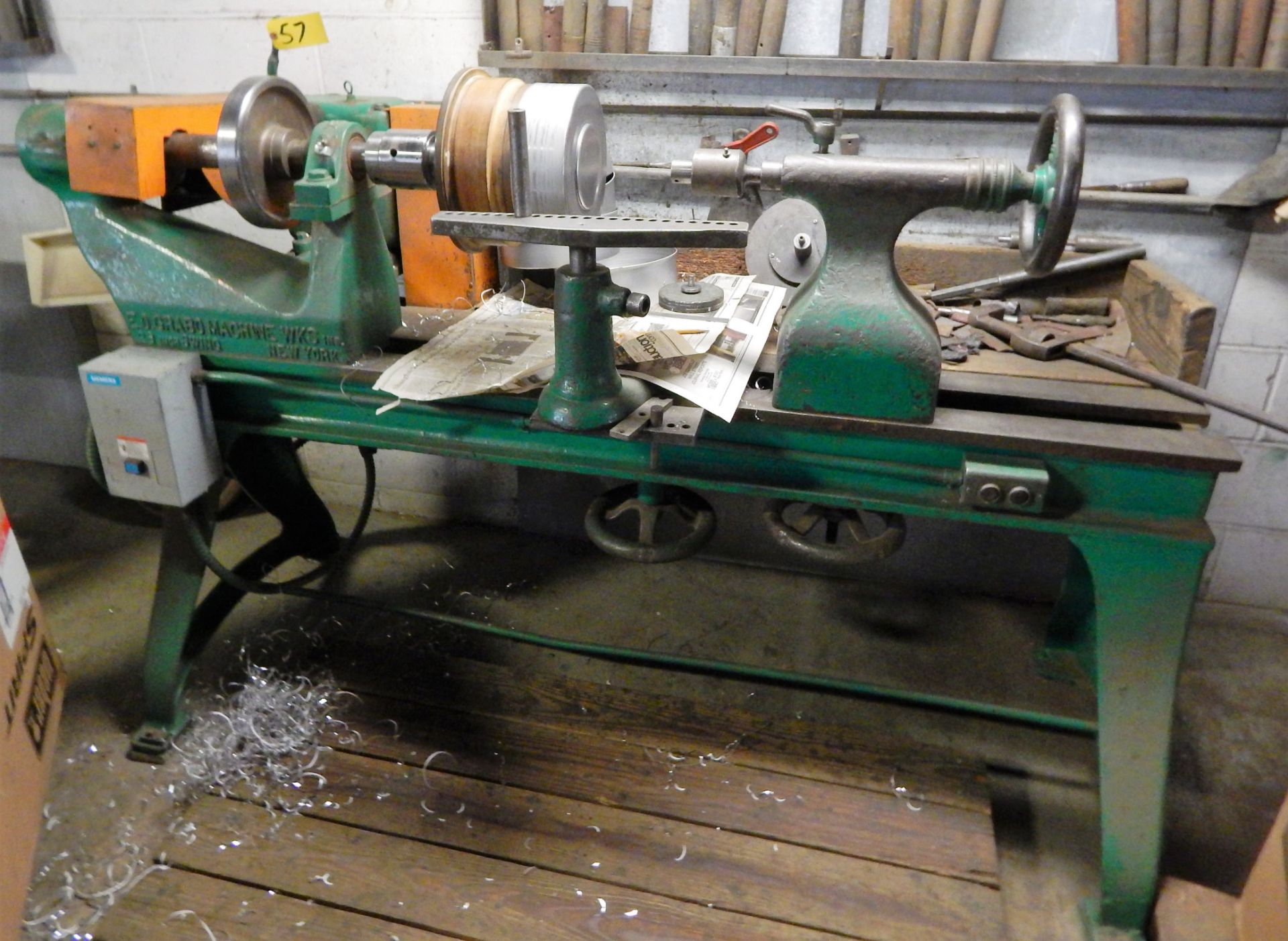 EO GRABO MACHINE WORKS 26" X 36" SPINNING LATHE WITH DRIVEALL MDL. 500 TRANSMISSION, REST,