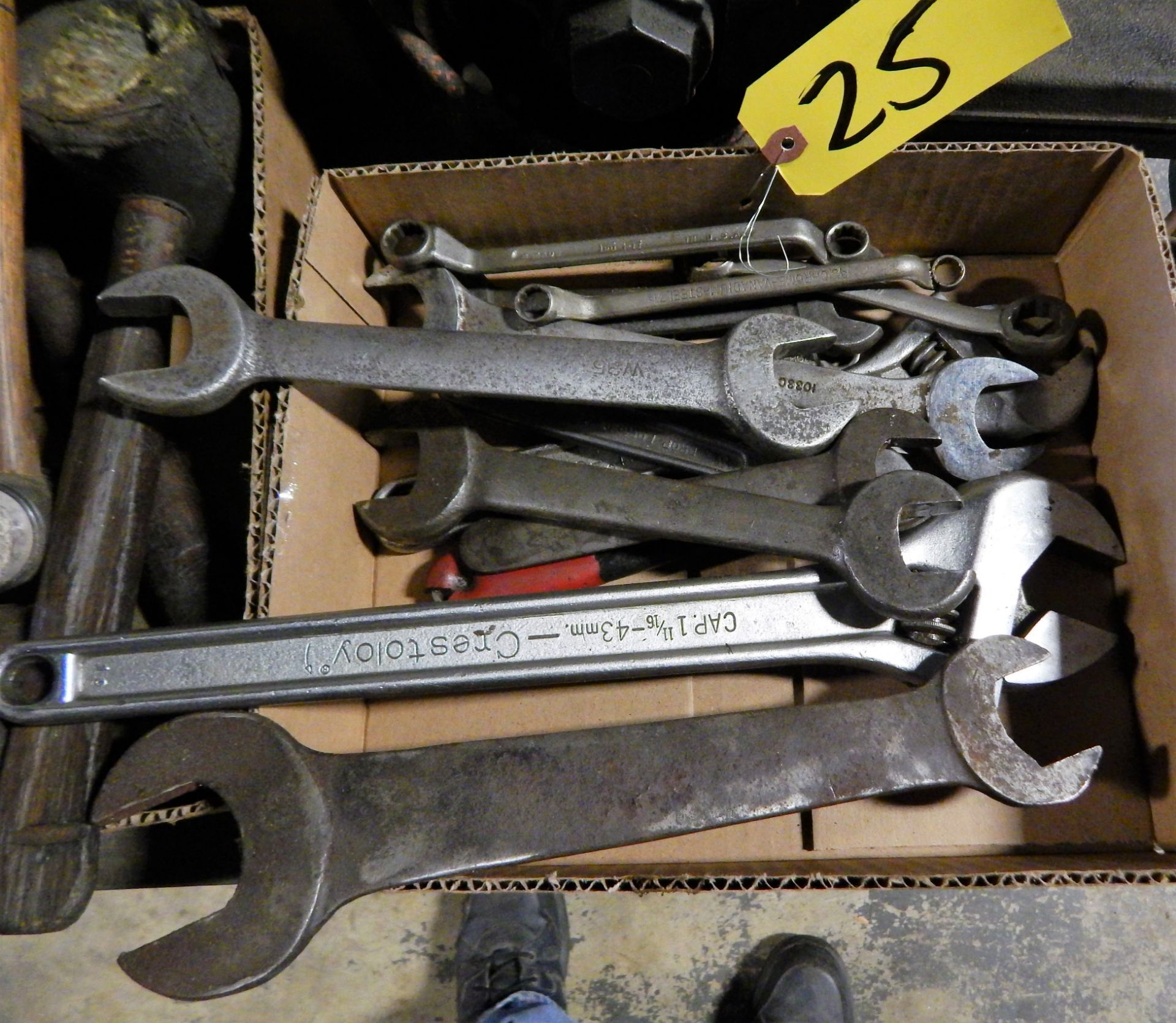 ADJUSTABLE & COMBO WRENCHES