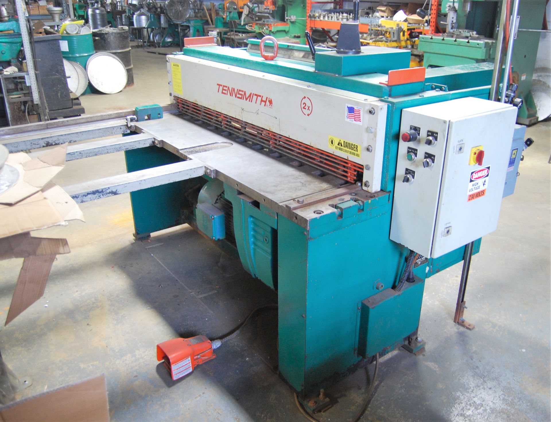 TENNSMITH 5' X 10 GAGE MDL. LM510 POWER SHEAR, WITH 24" FRONT OPERATED MANUAL BACK GAGE, (2) FRONT