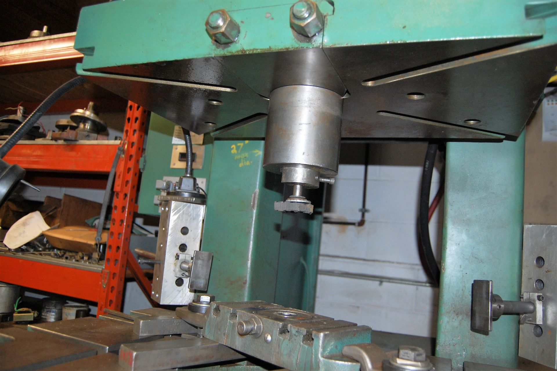 60 TON MINSTER #6 OBS OPEN BACK NON-INCLINABLE AIR CLUTCH PUNCH PRESS, FLYWHEEL TYPE, 120 SPM, - Image 10 of 12