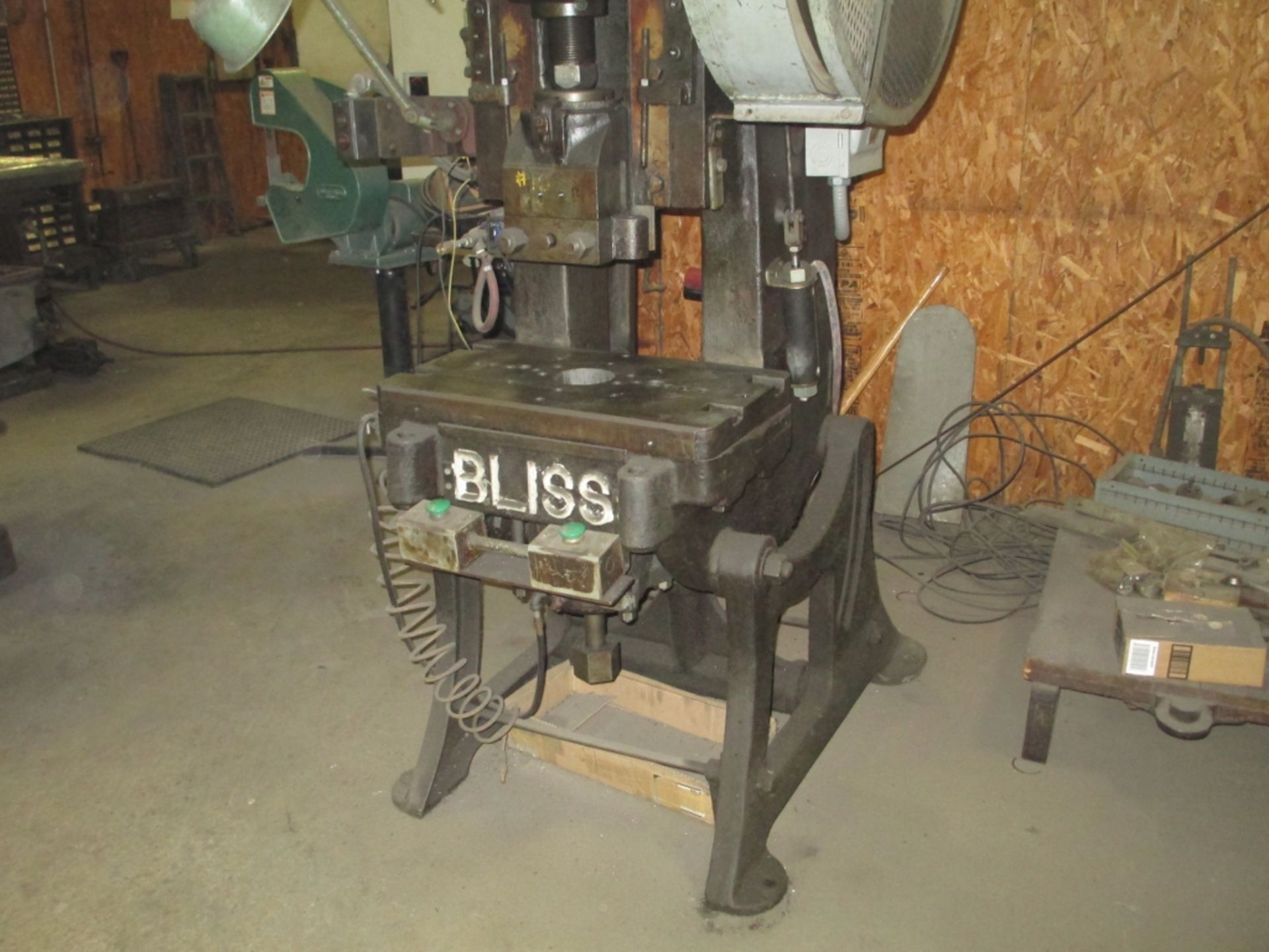 BLISS MODEL 20-B 32-TON PUNCH PRESS - Bild 3 aus 8