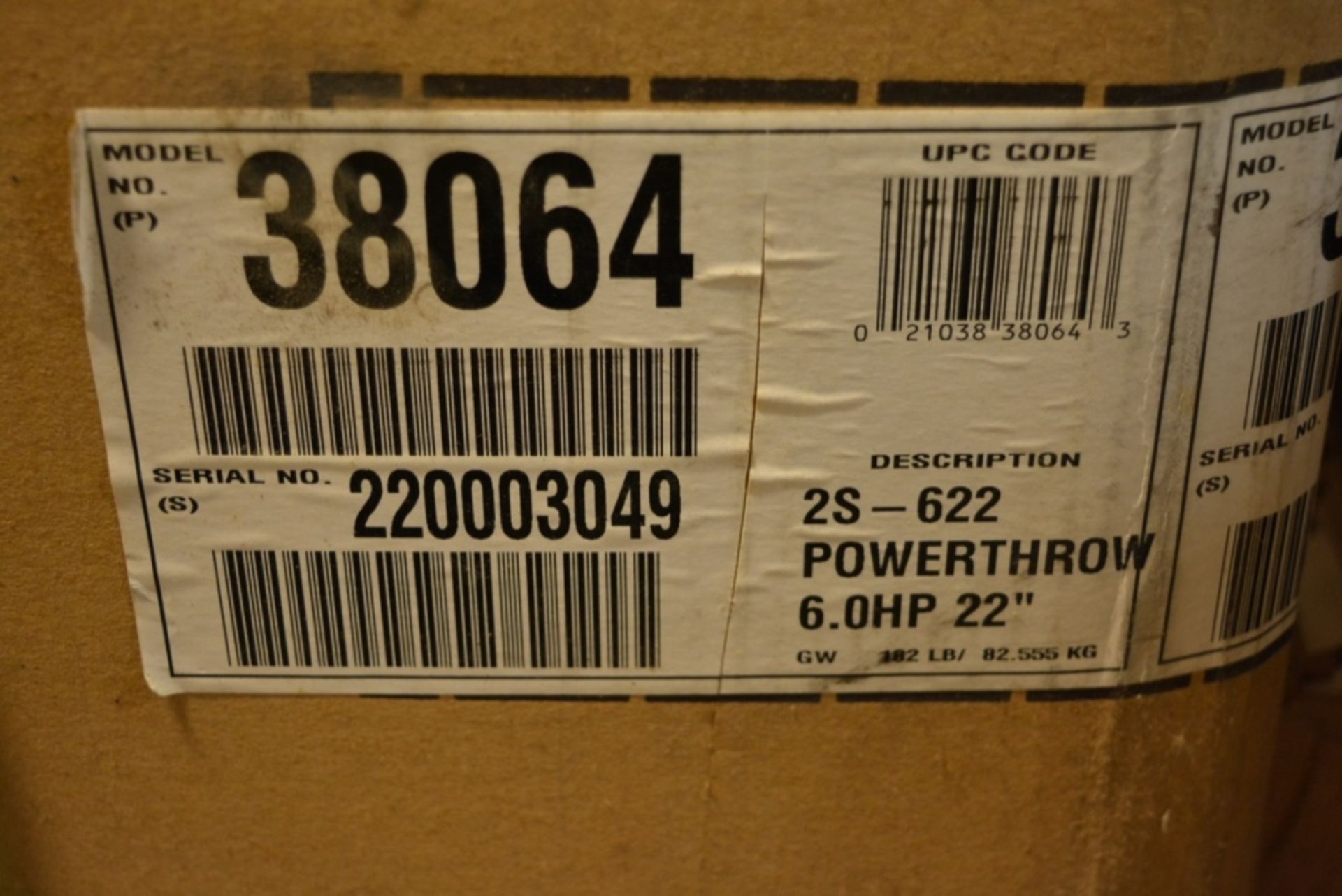 Toro Power Throw Snowblower #38064 New In Box - Bild 2 aus 2