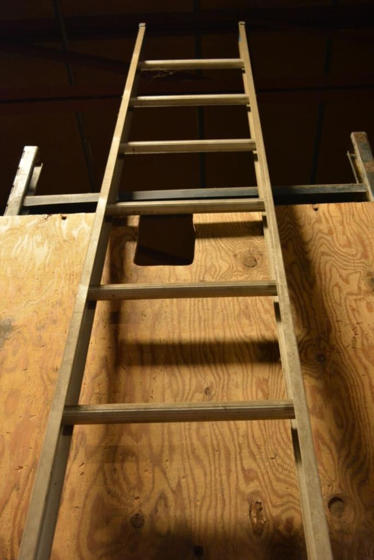 American 14' Aluminum Straight Ladder - Image 3 of 3
