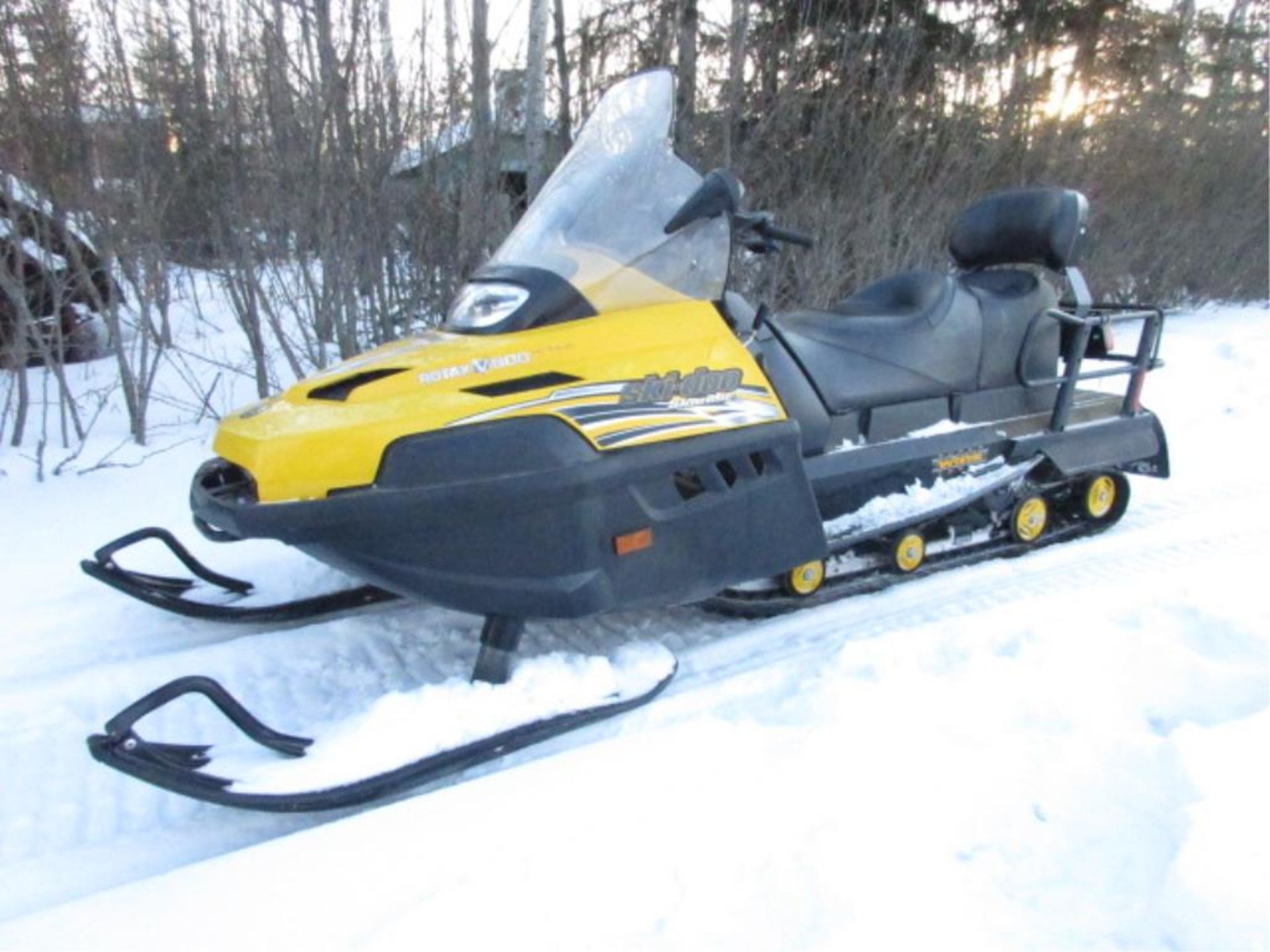 2009 800 Tundra Snowmobile