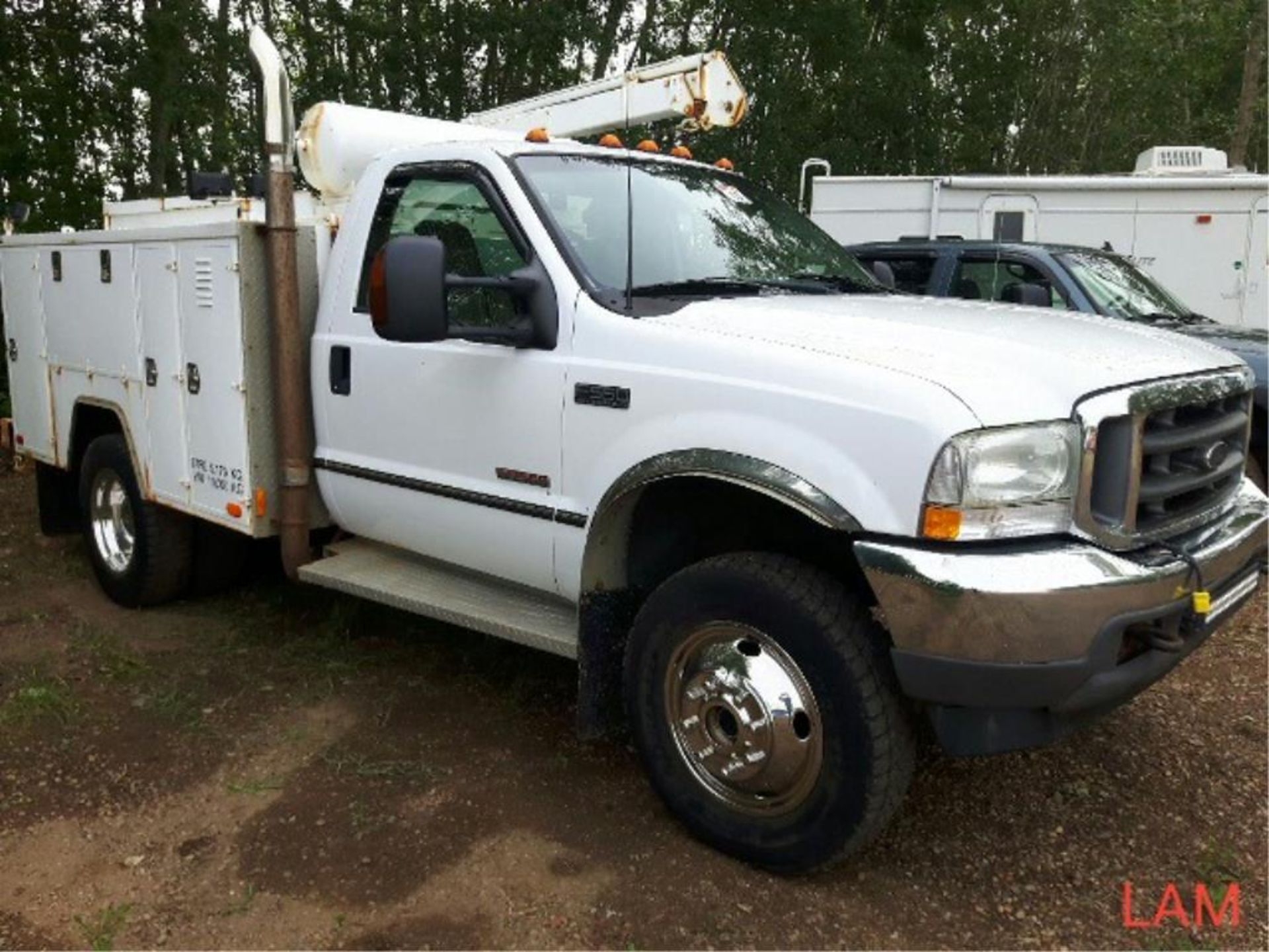 2003 F550XLT Superduty Service Truck Powerstroke V8 6liter Turbo Diesel eng, 5spd St Tr, Dually, - Image 2 of 27