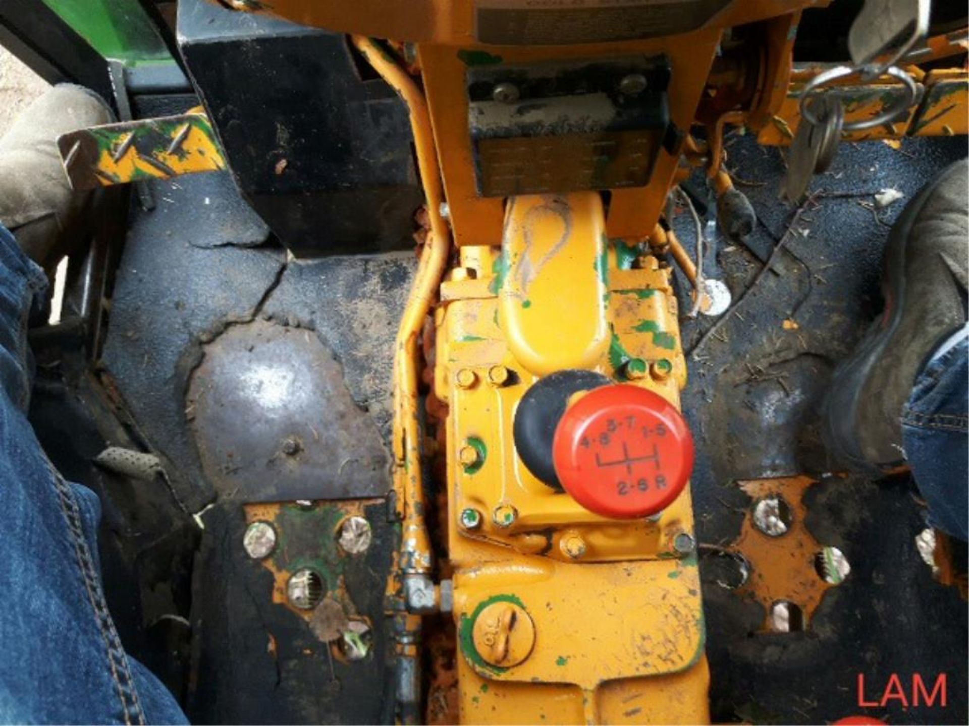 750 JD 2-WD Utility Tractor c/w 195 Allied Loader & Bucket, Front Mount PTO Drive 60in Snowblower, - Image 13 of 14