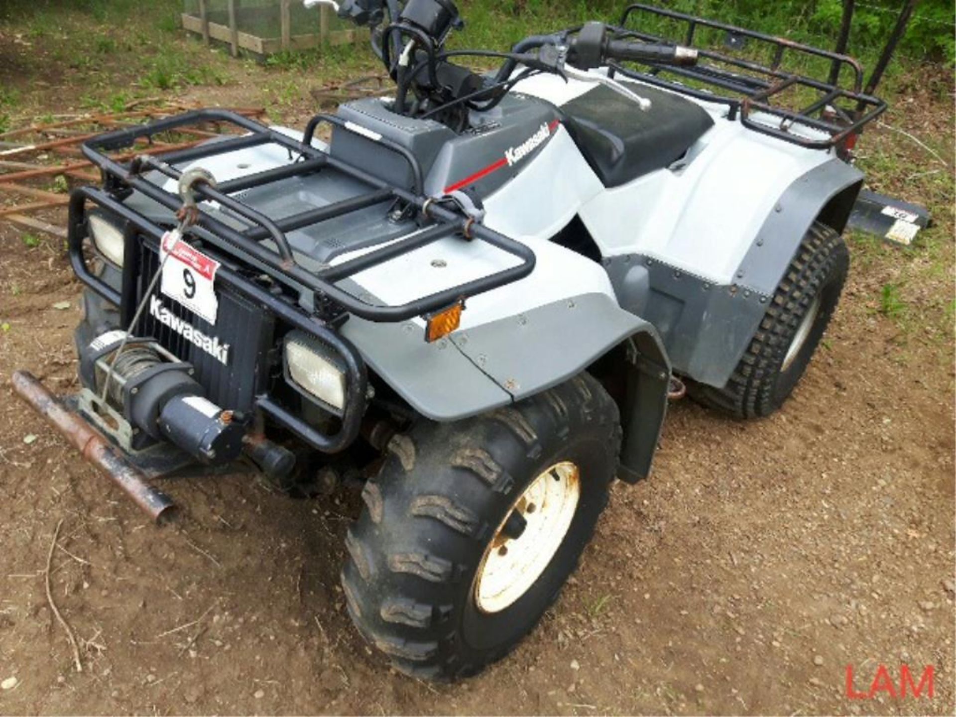 1993 400 Kawasaki 4x4 Quad sn JKALFXB10PB501797 1233kms showing, Liquid Cooled Eng, w/winch