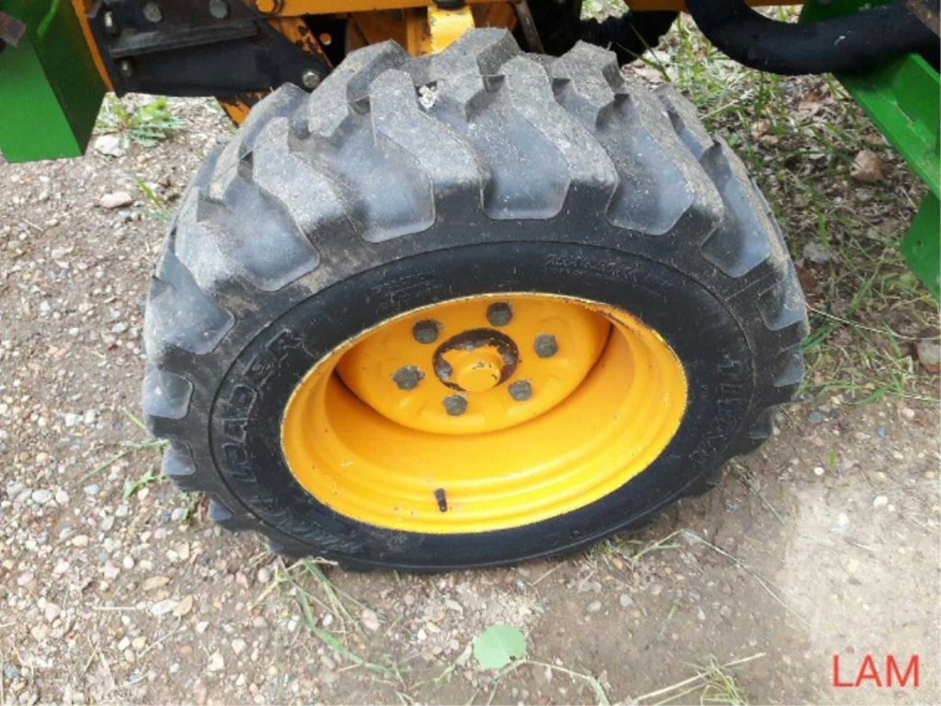 750 JD 2-WD Utility Tractor c/w 195 Allied Loader & Bucket, Front Mount PTO Drive 60in Snowblower, - Image 7 of 14