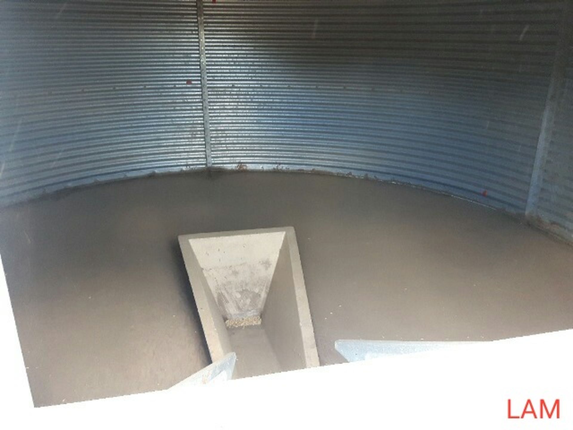 Westeel Rosco 14ft x 6 Ring 2000bu Grain Bin Hopper in Floor - Image 2 of 4