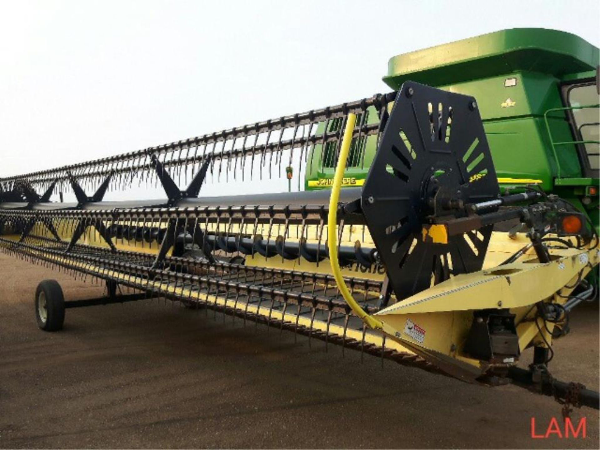 SP 30 Honey Bee 30 FT Straight Cut Header sn L 14 430010677, Factory Transport