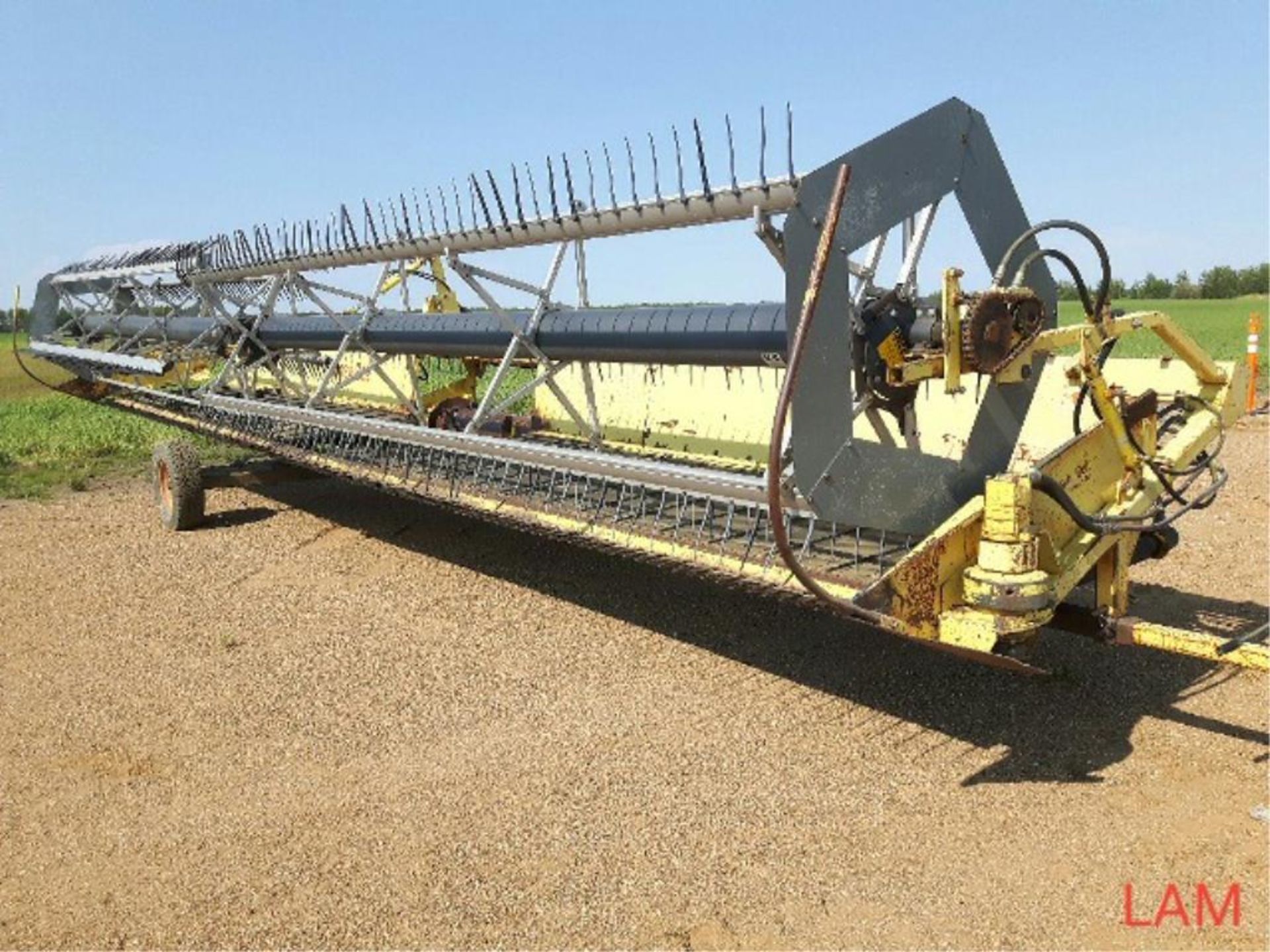 2002 36 FT Honey Bee Draper Header to fit TR98 New Holland Combine, Factory Transport